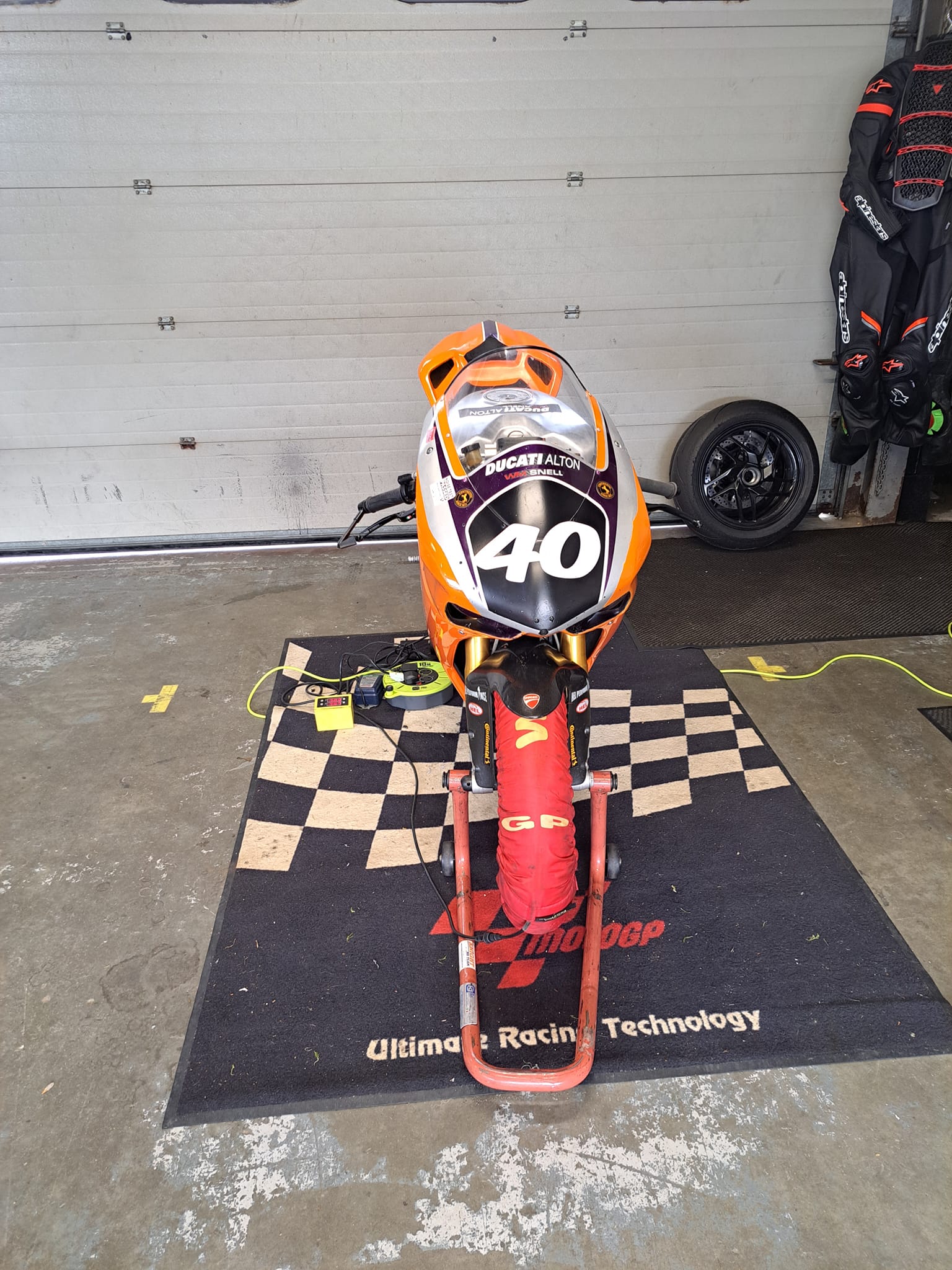 Jamie Ingham racing