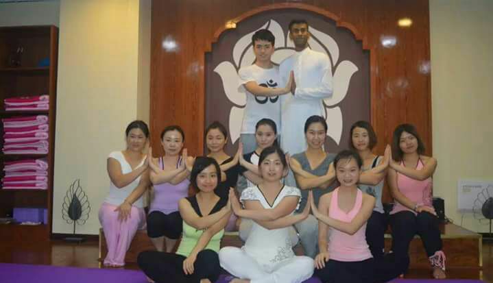 Master RAGHU Yoga