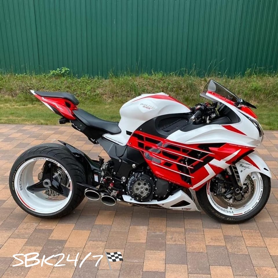 Stretched Kawasaki ZX-14 ready to hit the bullseye 🎯