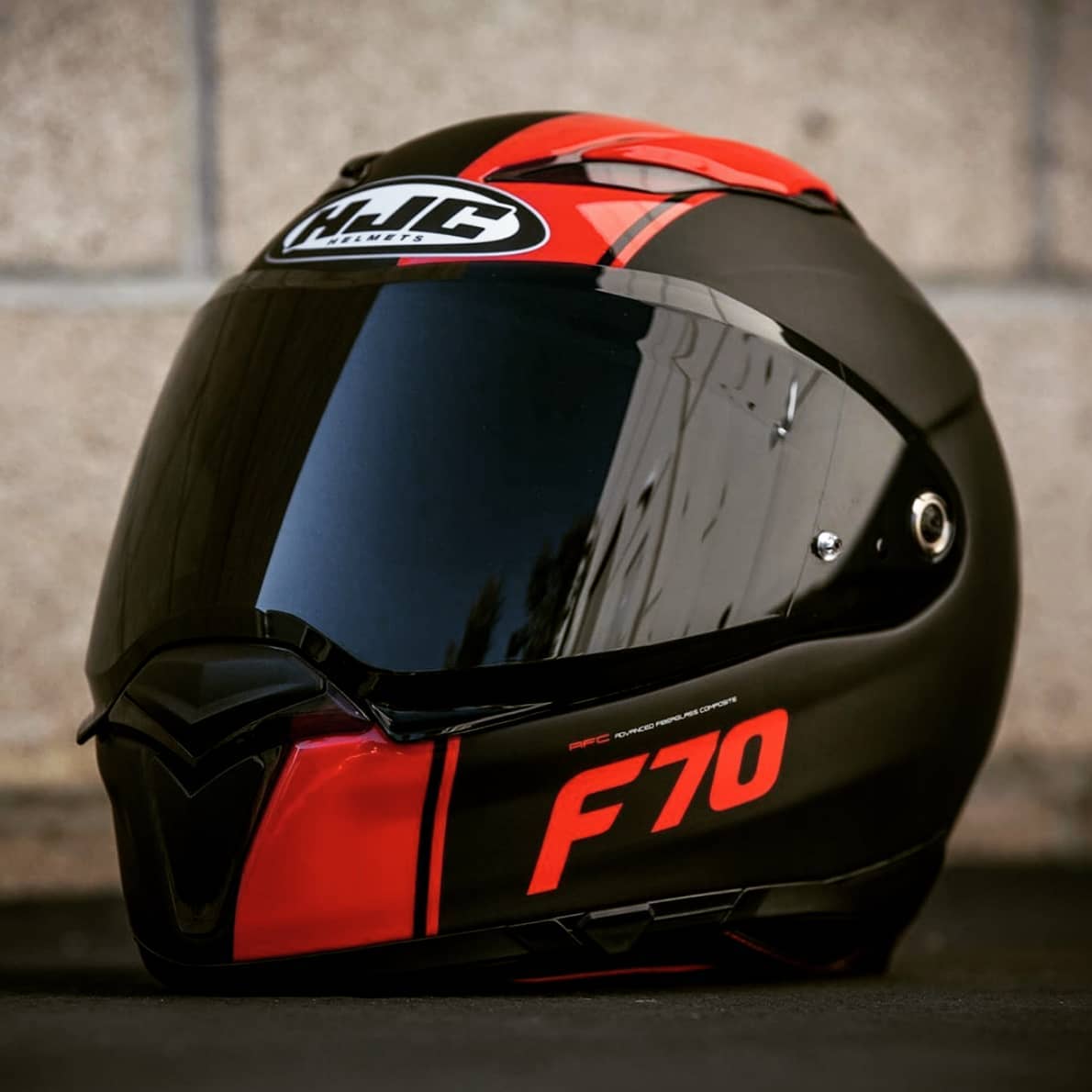 hjc f70 mago helmet Adult Street Helmets (Brand New) quality materials to serve you for years to come HJC F70 Carbon Review: Full-Face