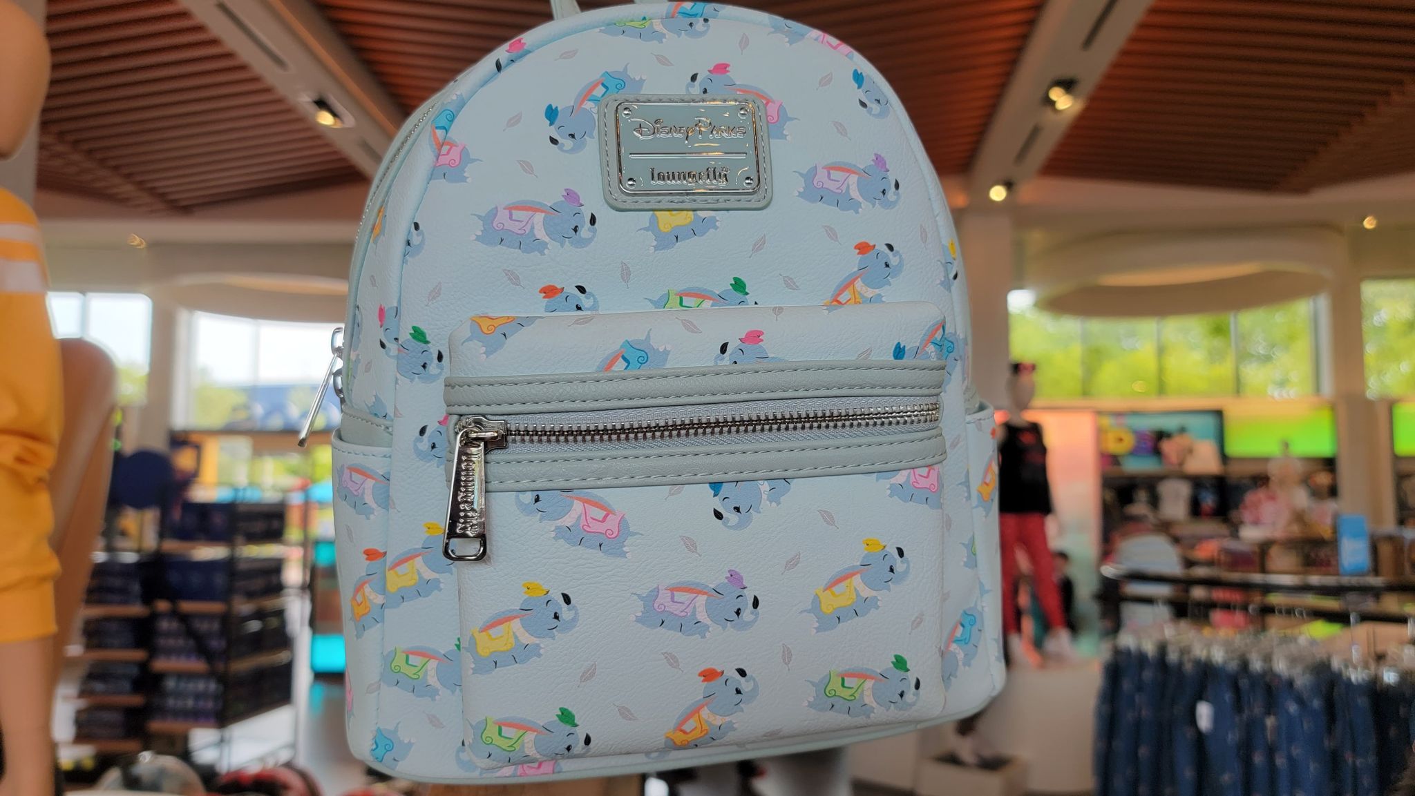 coach dumbo backpack Wondapop Disney 11