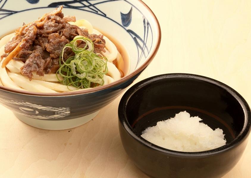 丸亀製麺 おいしいちょい足し 大根おろし しぐれ煮の甘いお味と実山椒の刺激に 大根おろしの食感が混ざって 優しいお味に変わります おろしを少し天ぷらにのせるのも オススメです Facebook
