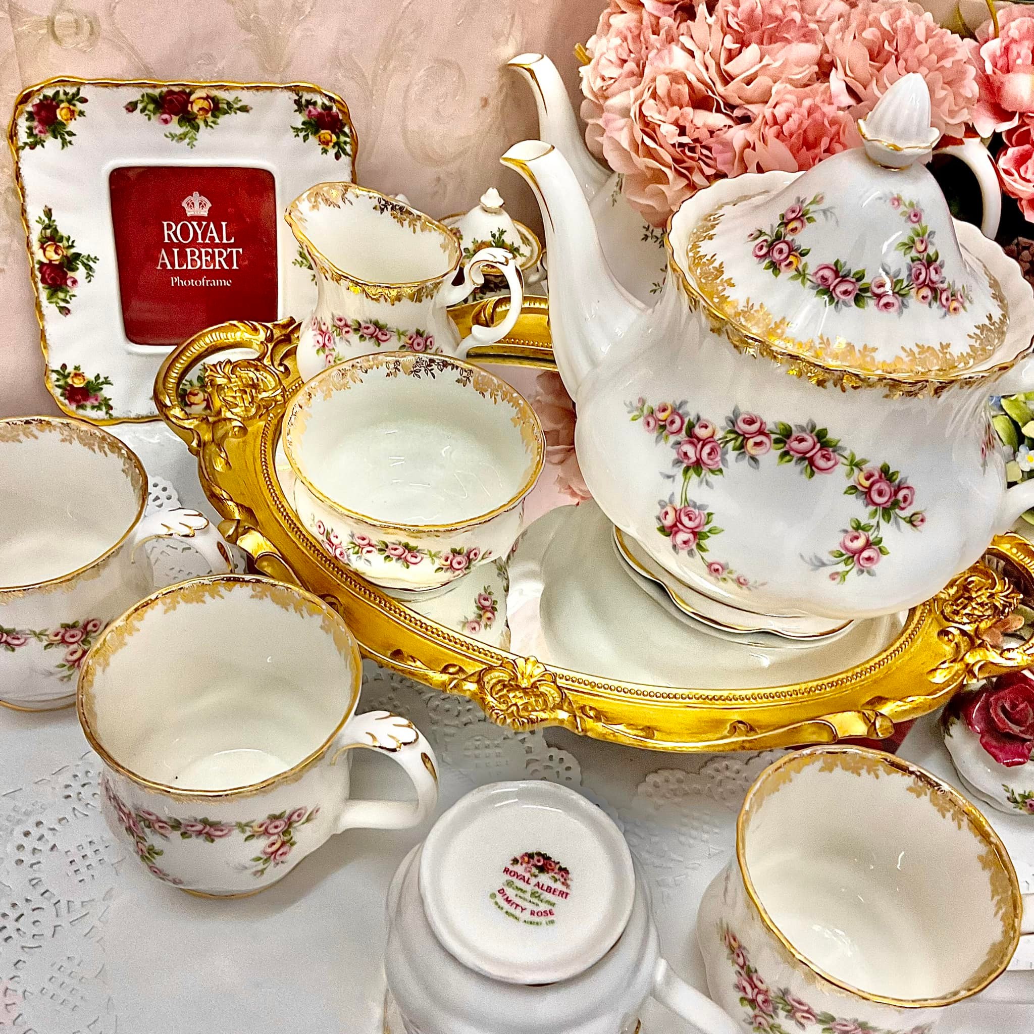 Royal Albert dimity rose Inclusion: 36pcs 6 Dinner Plates 6