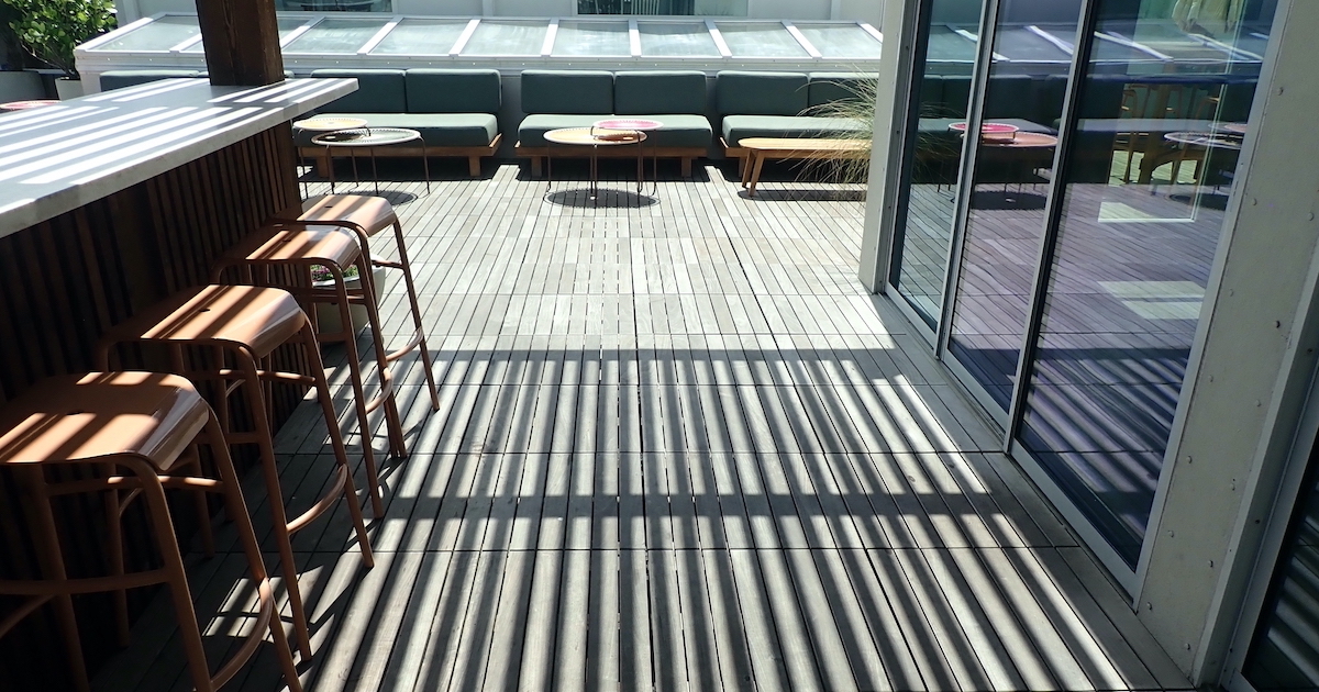 Buzon - This stunning rooftop terrace features ipe pavers & Buzon ...