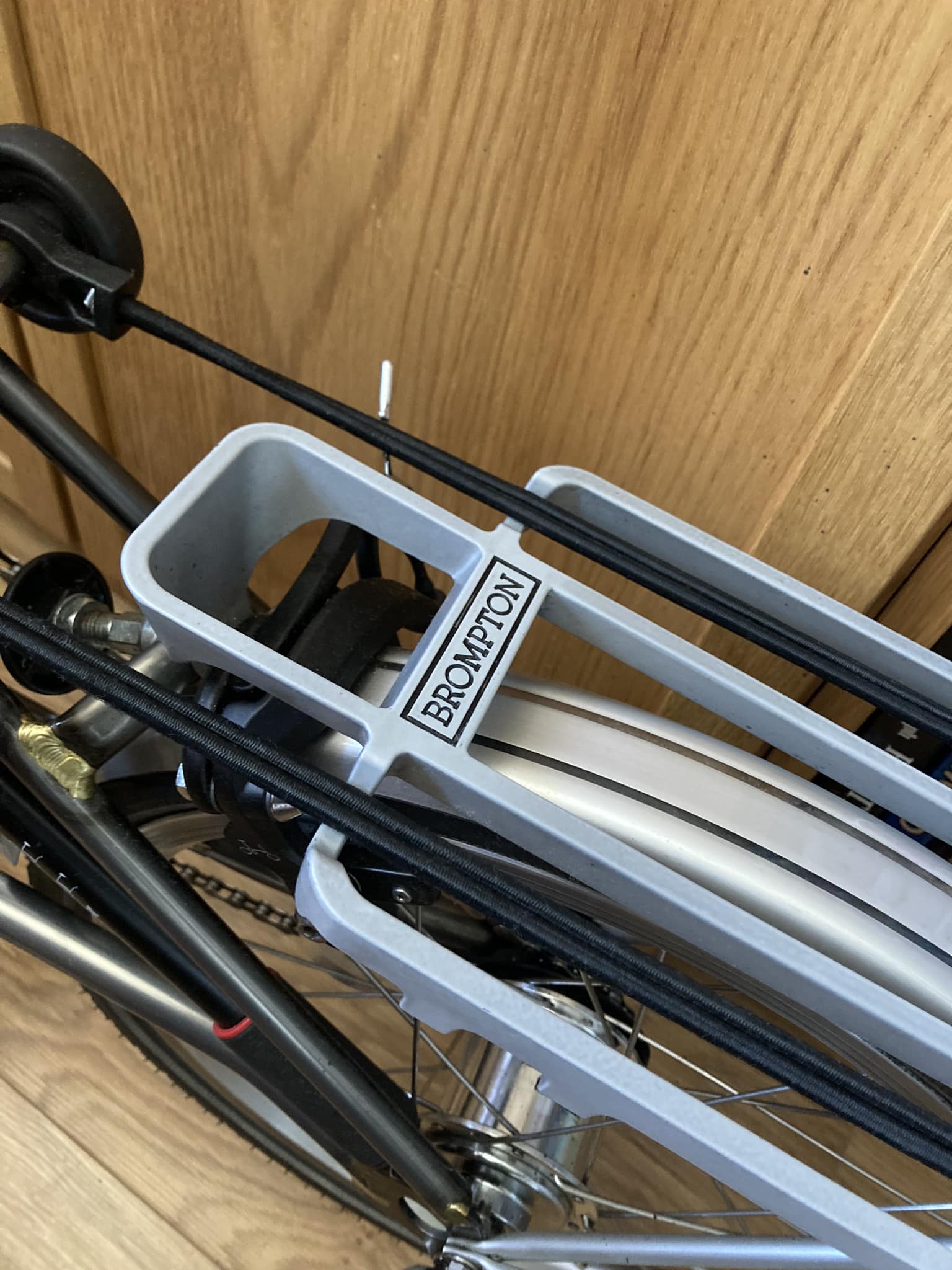 Brompton rear rack customization with black paint