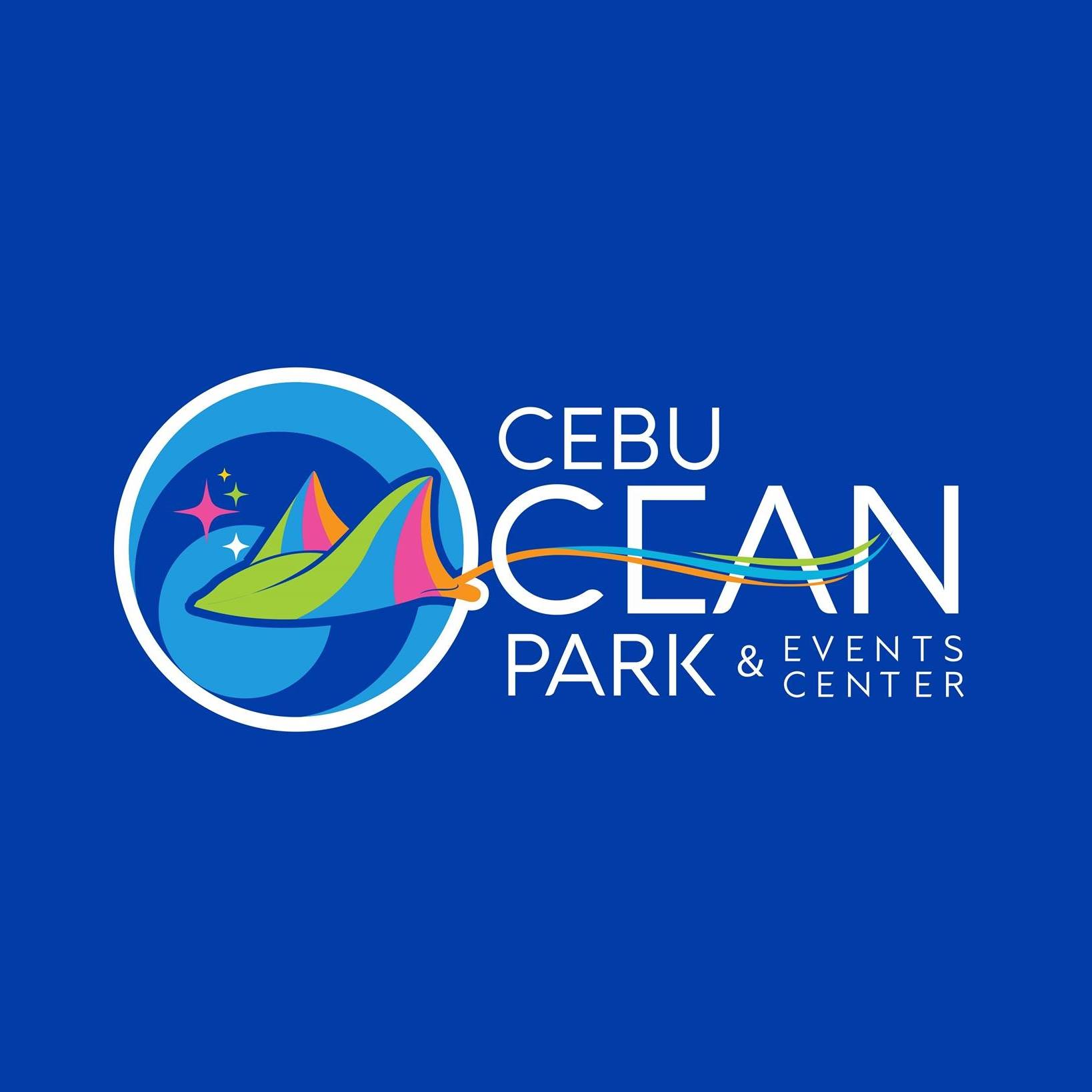 High-fives, soft feathers, and hypnotic ocean views—all in one place. 🦜 ...