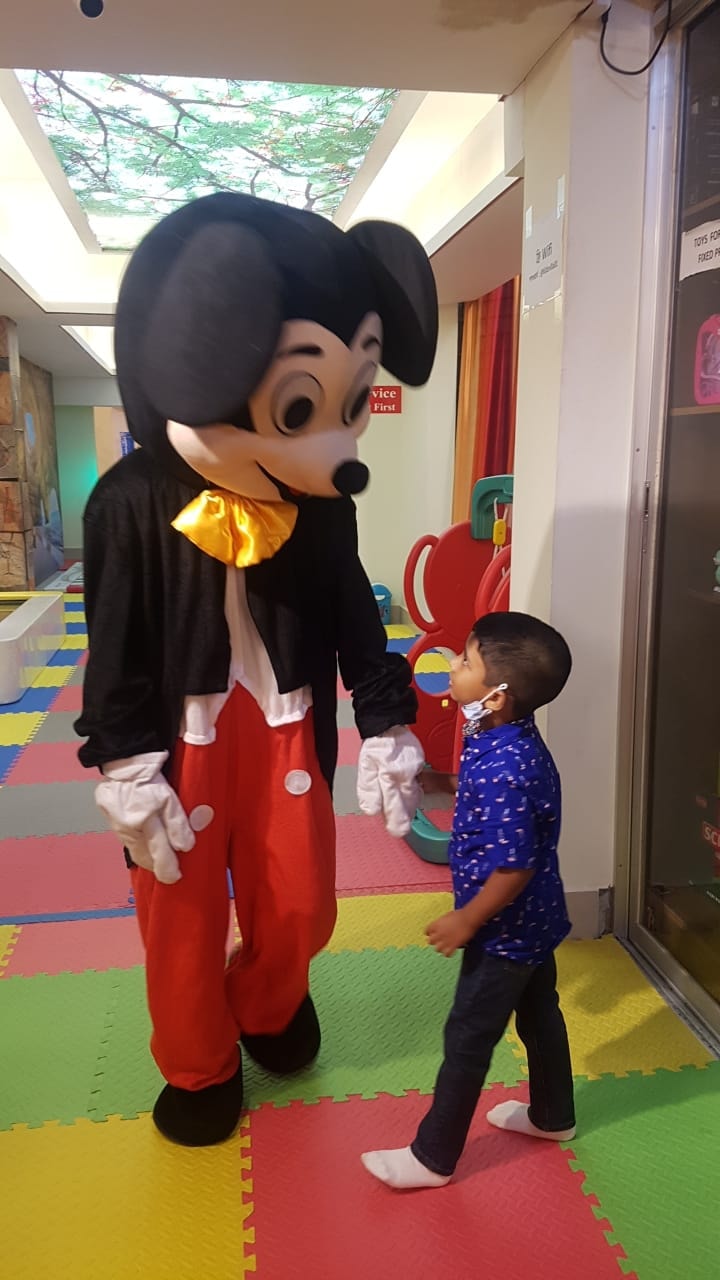 KidzVilla - Wanna more fun with Micky? It’s Friday 🎉🥳🤗...