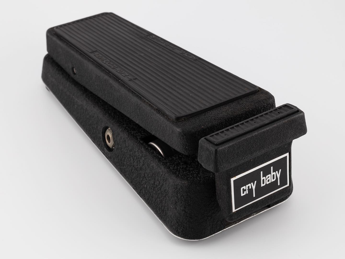 What to know about vintage Thomas Organ Crybaby wah pedals?