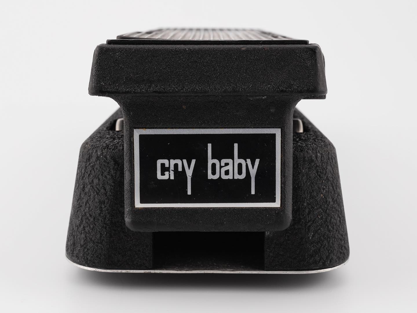 What to know about vintage Thomas Organ Crybaby wah pedals?