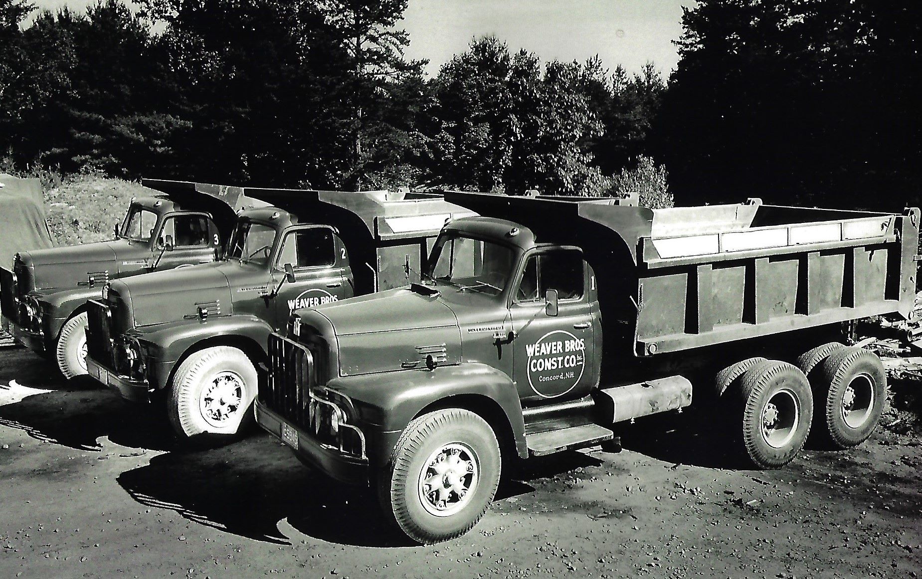 Weaver - Throwback Thursday!!! A fleet of 1956 International R220 dump ...