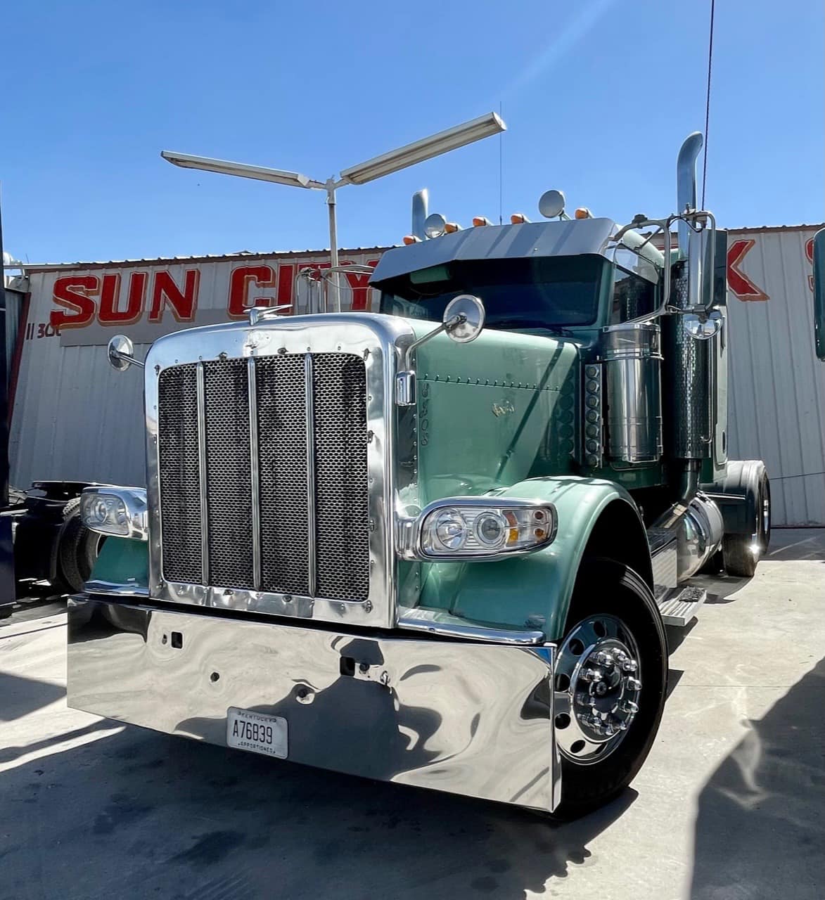 Truck Rental El Paso Tx Aesthetic Wallpaper