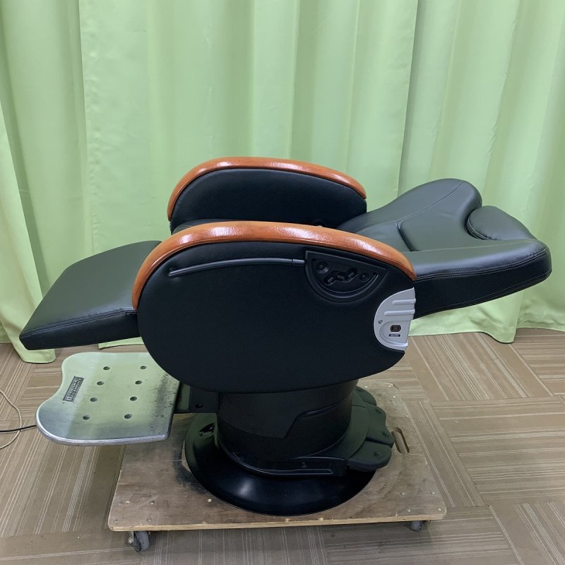 タカラベルモントの理容椅子 ヴァリオを入荷しました。 内部まで