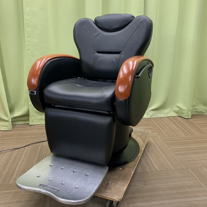 タカラベルモントの理容椅子 ヴァリオを入荷しました。 内部まで