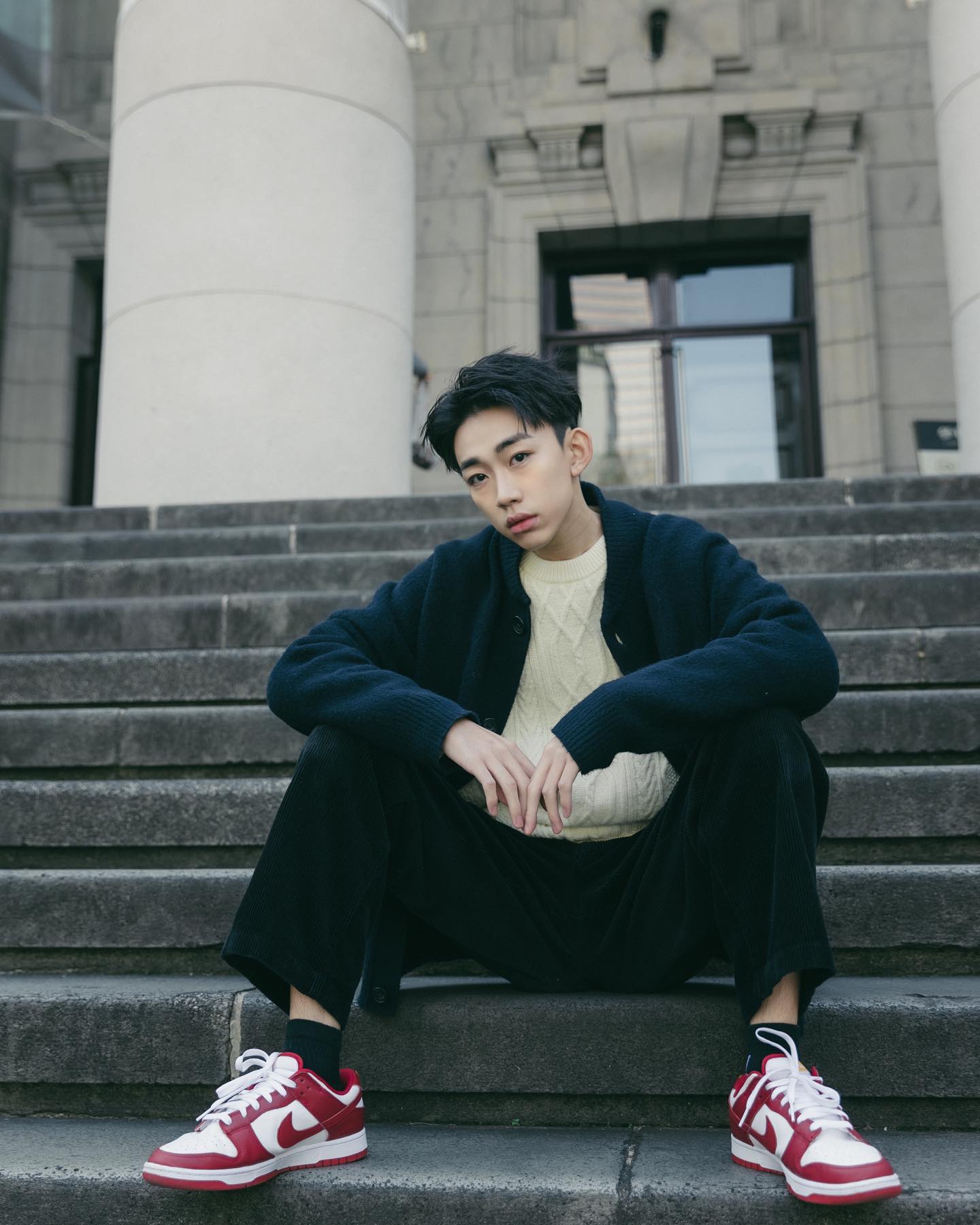 Steven Lin - 過完年了還是要繼續高級走春！ 這次來到臺灣博物館搭配我這身高級的穿搭，...