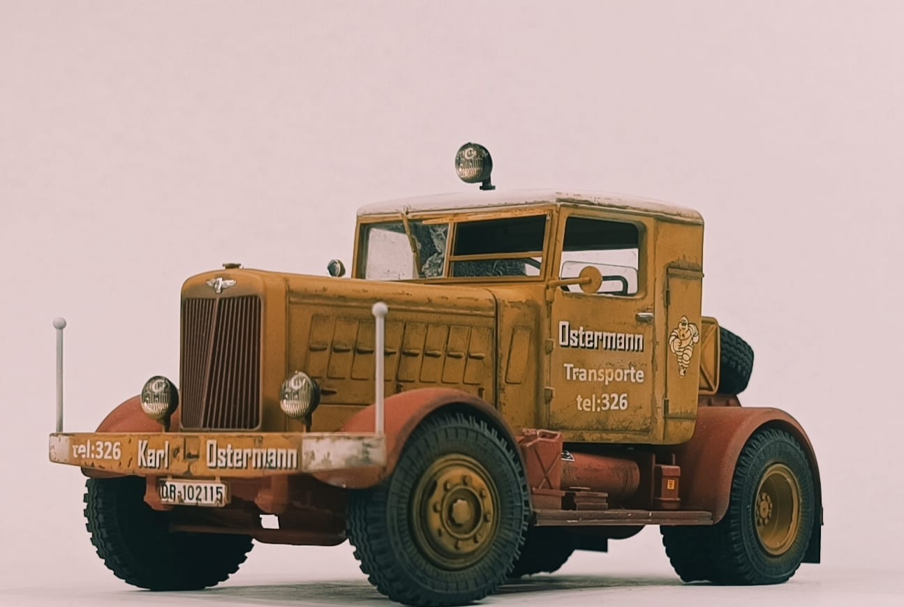 Hanomag SS100 short cab upgrade with Tamiya 1/48 base kit