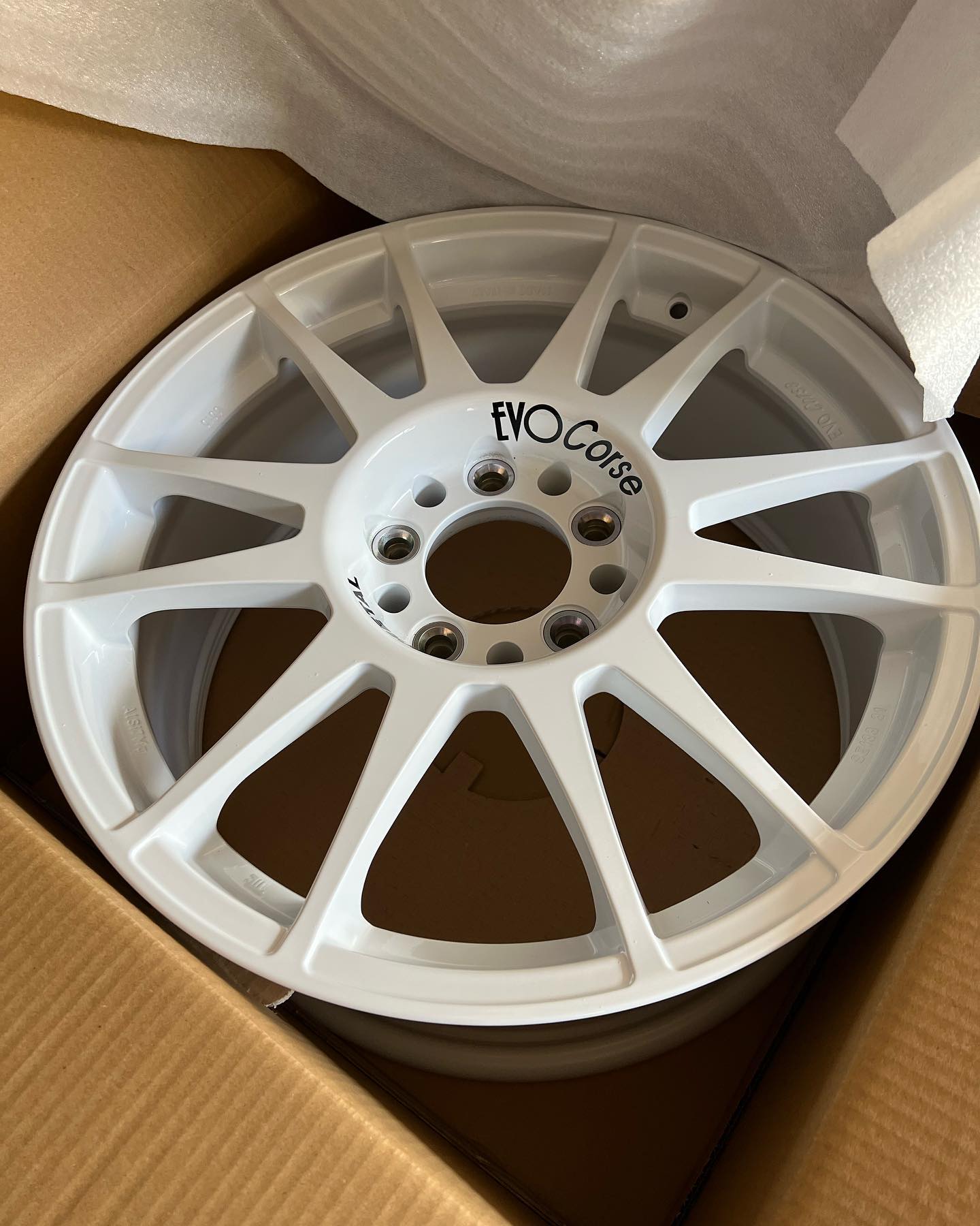 New R5 wheels by XRace 😍 - Gropp Racing Technology GRT
