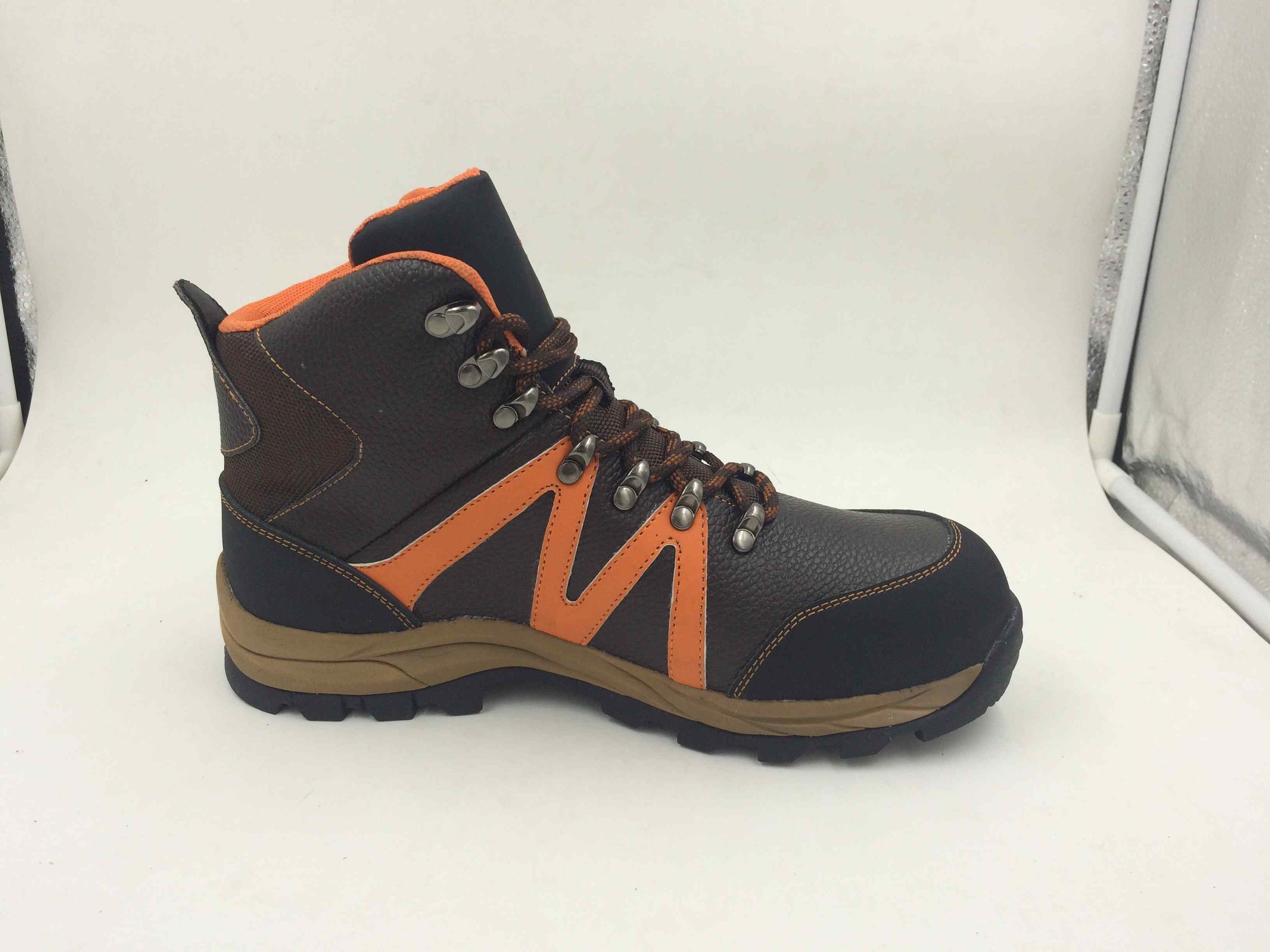 We are professional... - Guangzhou Safeet Shoes Co., Limited | Facebook