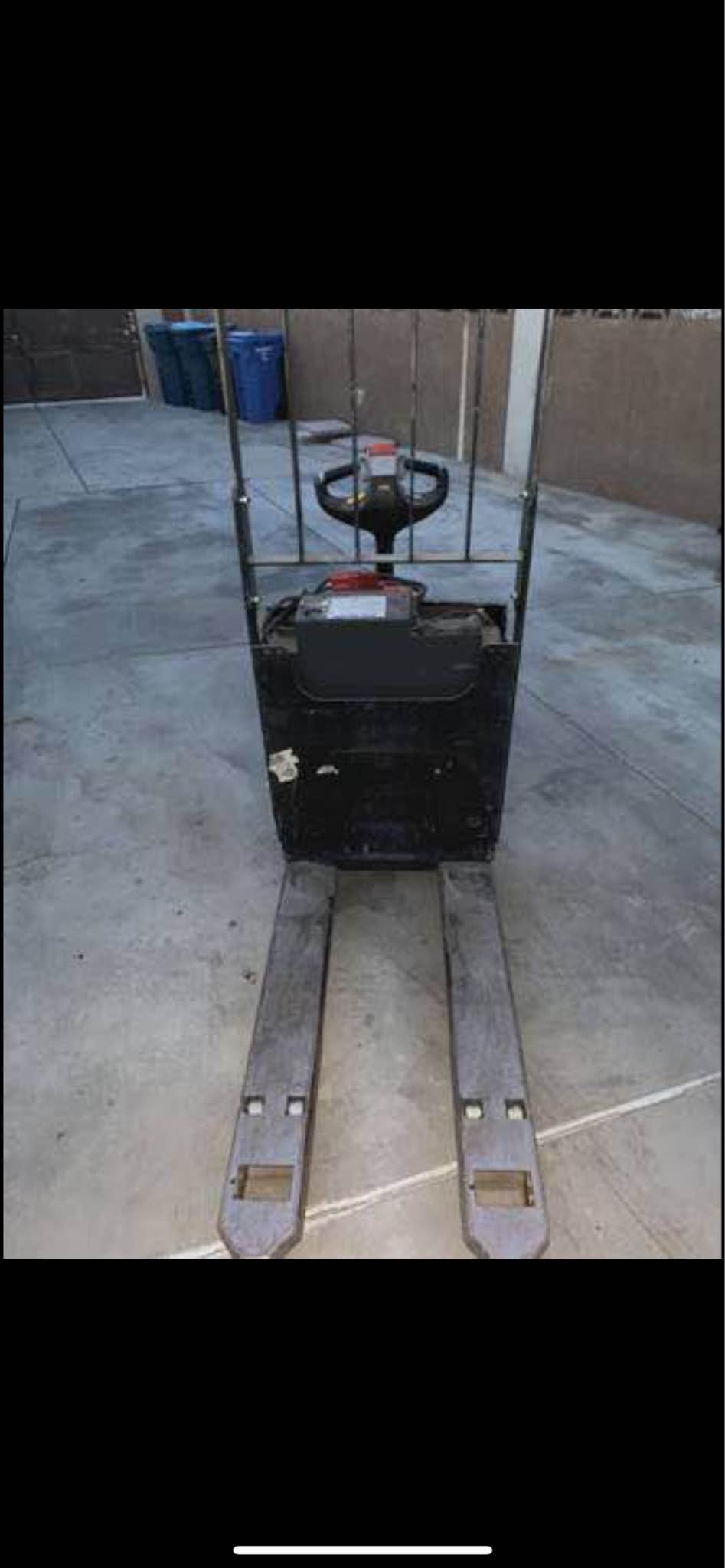 Pallet Jacks for sale in Las Vegas, Nevada Facebook Marketplace
