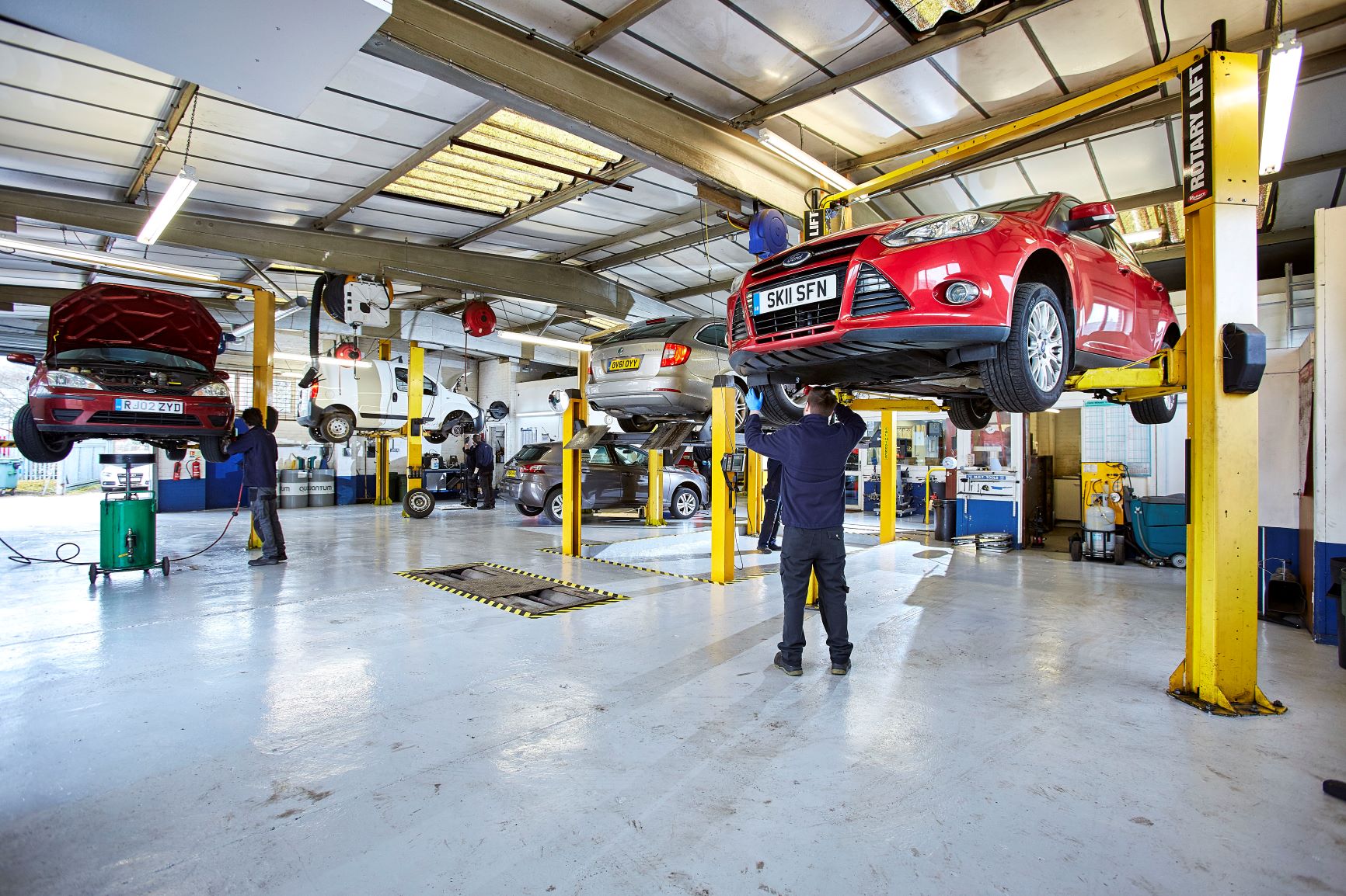 Sharp's Auto Services | Newbury