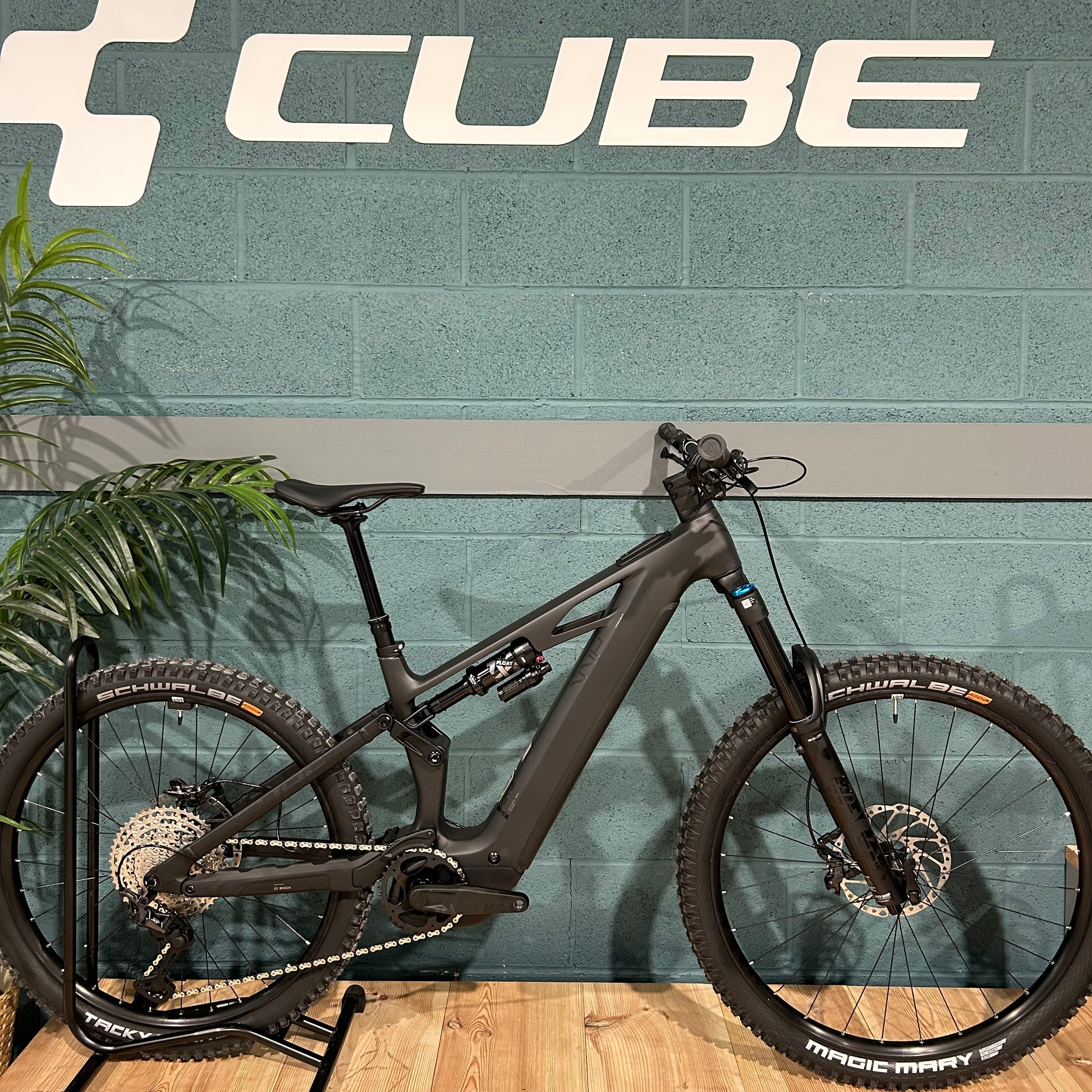 electric bicycles cardiff XP4 Step-Over 500w Grey Bike T6 aircraft aluminum frame weighing just 77 lbs The Electric Bike Shop Cardiff