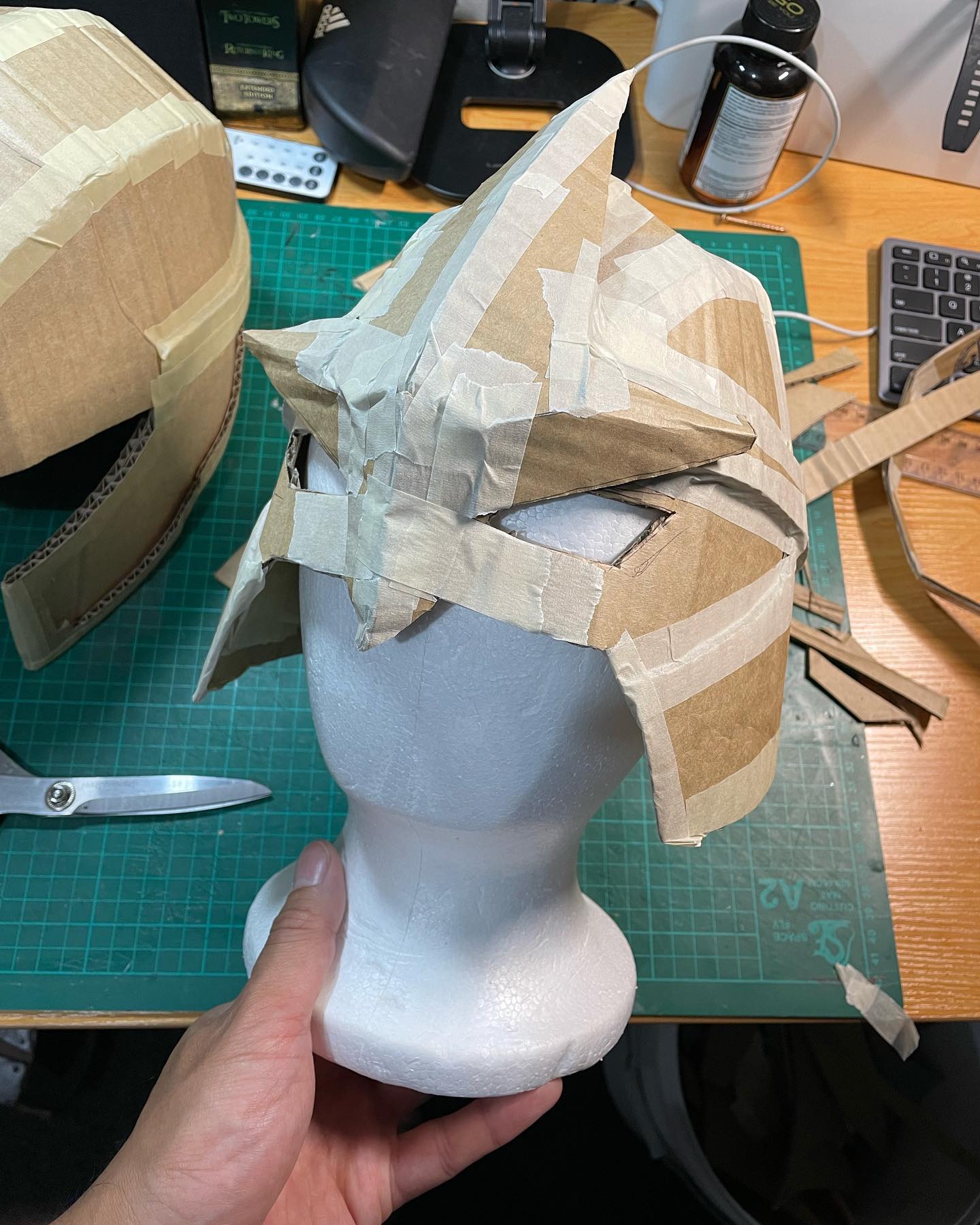 diy paper mache football helmet American | Papercraft Template making American Football Helmet out
