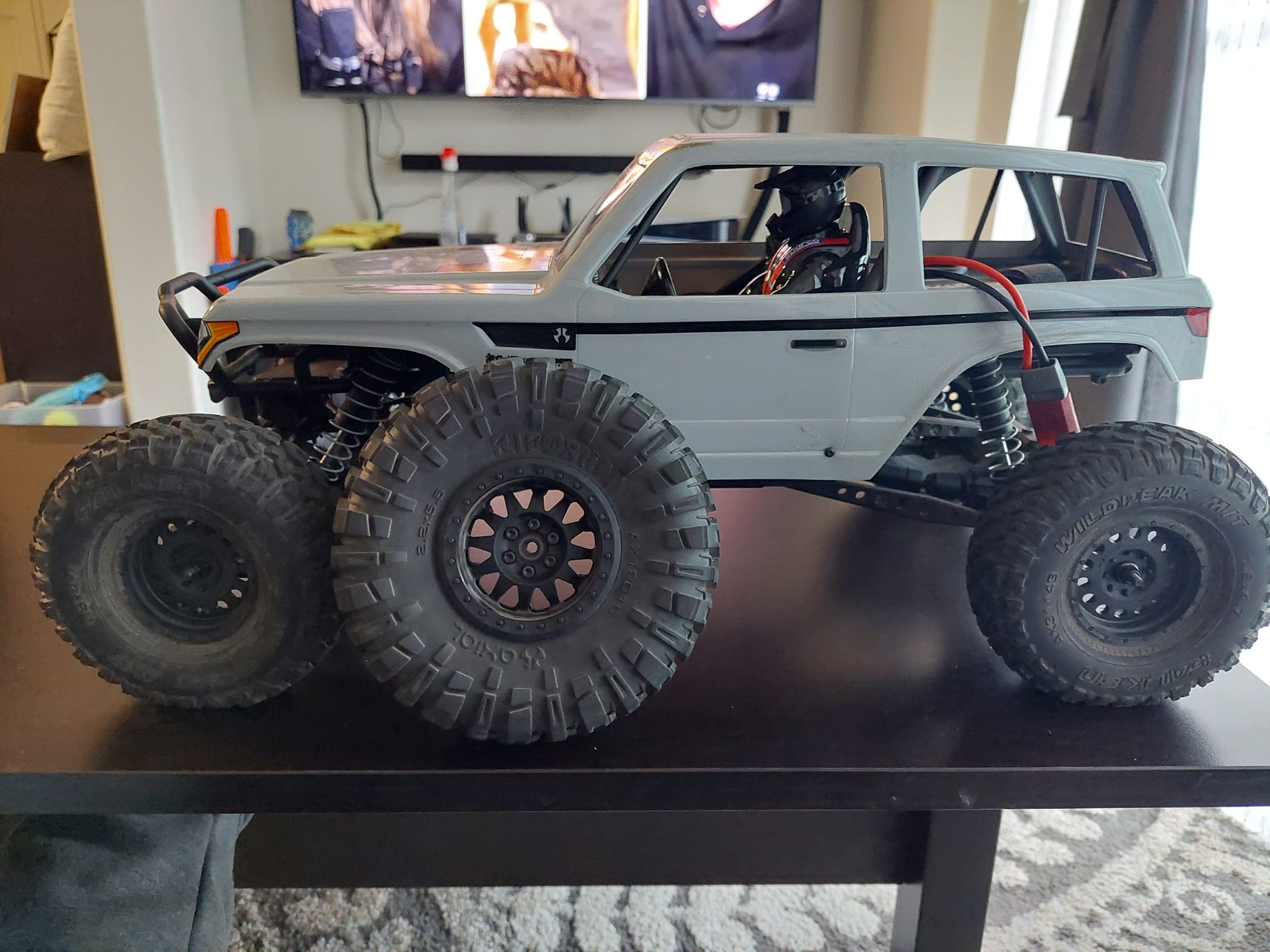 What upgrades for Axial Wraith rock racing and jumping?