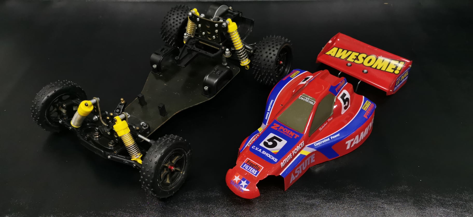 Tamiya 1/10 Astute (1989)