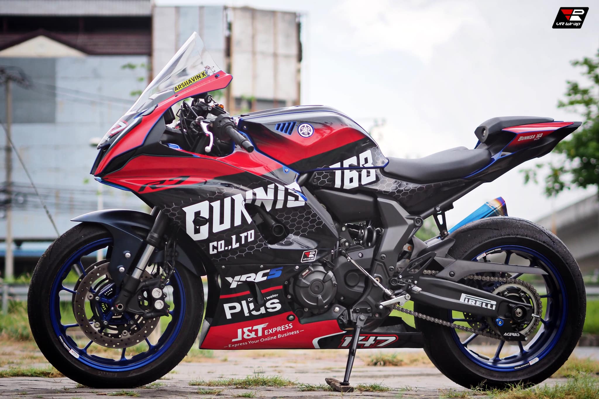 VR Wrap - Yamaha R7 ติดตั้งสติกเกอร์ kit ลาย Bunnisa 168... | Facebook