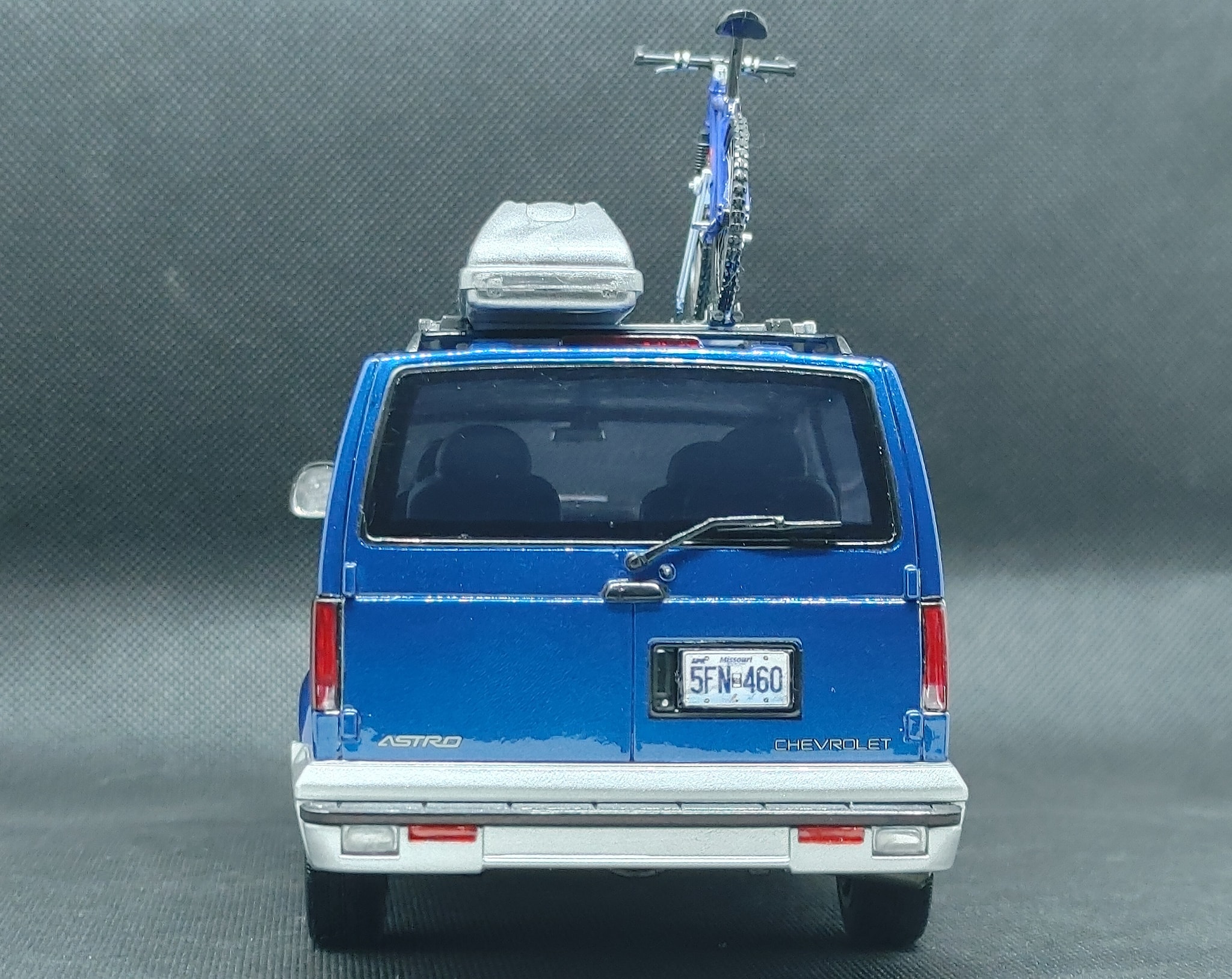 Fujimi 1/24. Chevrolet Astro LT 4 wd van. Built 2021.