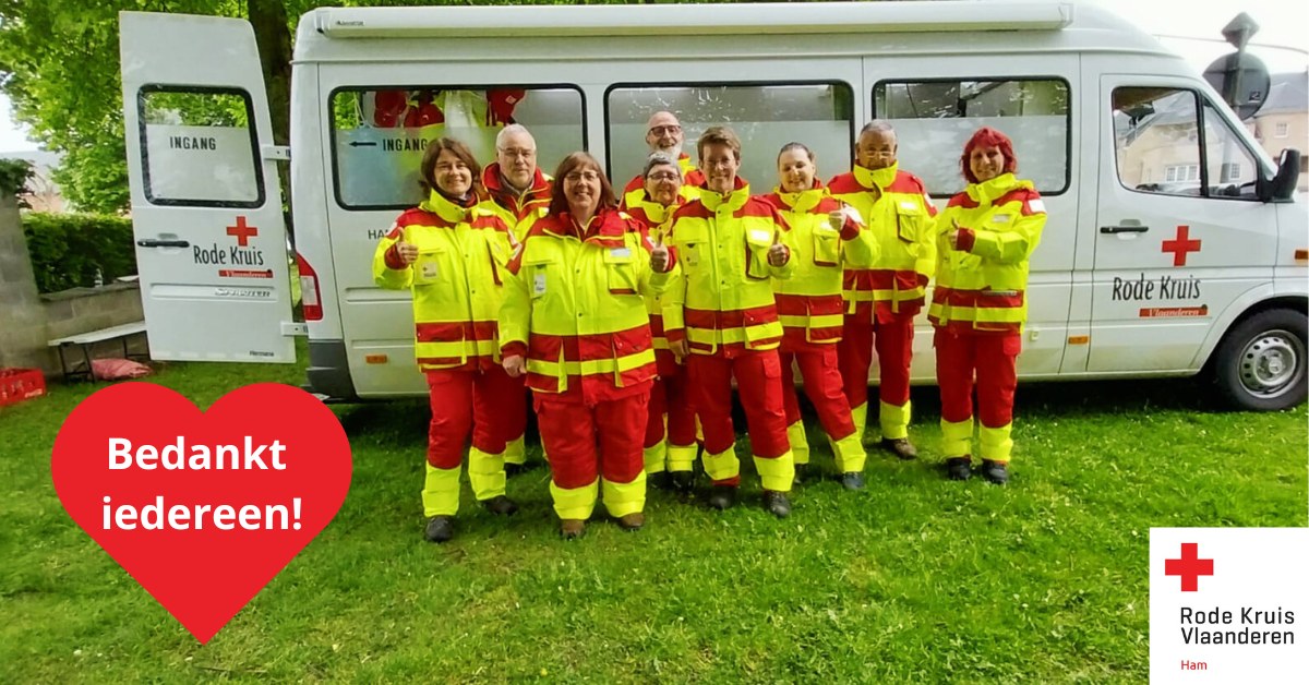 Rode Kruis-Groot-Assenede - 🚑 Met 4 vrijwilligers staan we tot in de ...