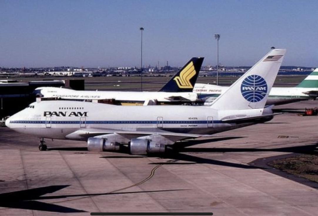 Pan Am N742PA, Air N. Z. B747, Continental DC10, Sydney, 27 June 1985