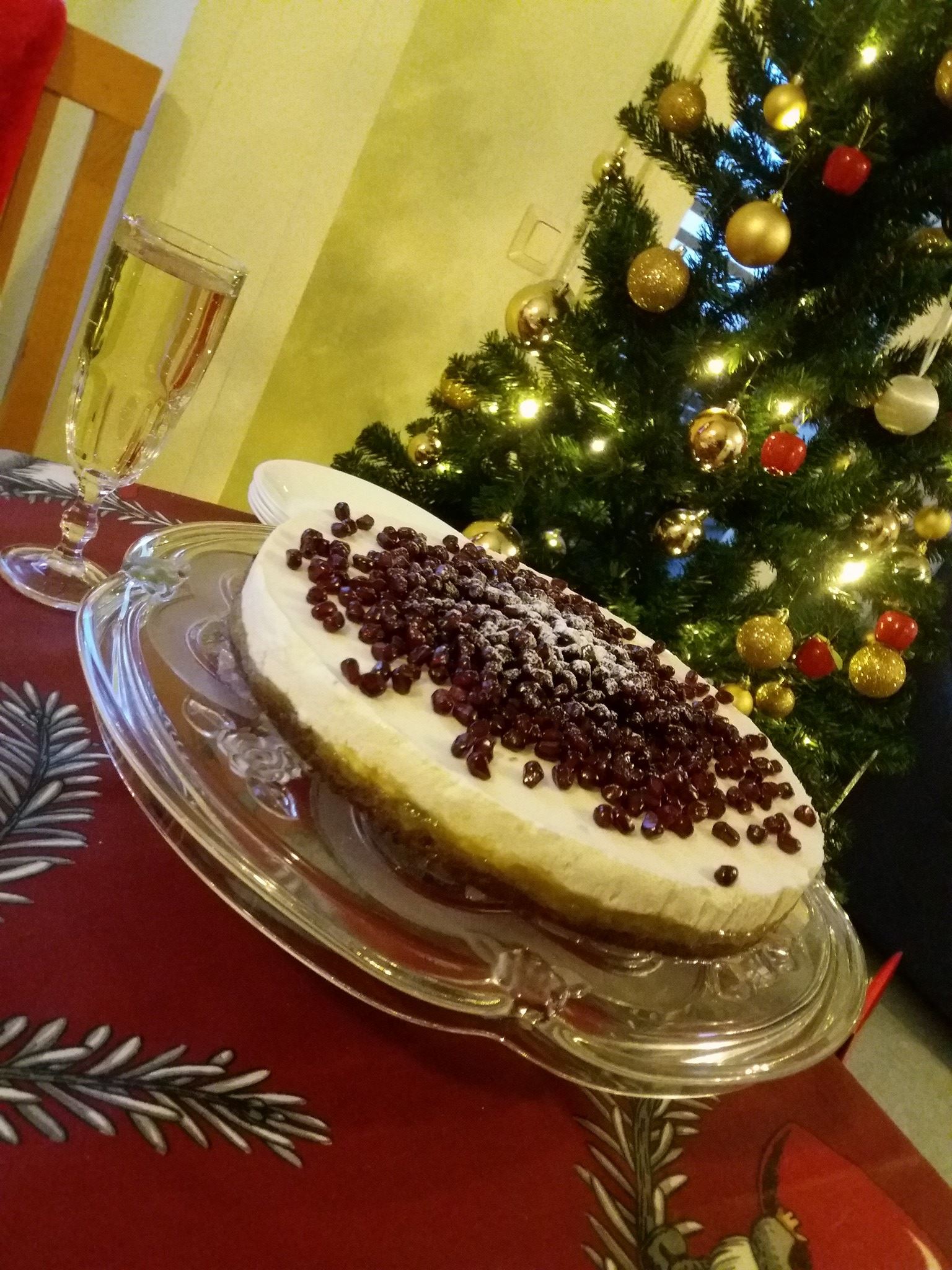 Receta - KEK ME RRUSH TE THATE Perberesit: 3 veze 1 gote uji sheqer 1 ...