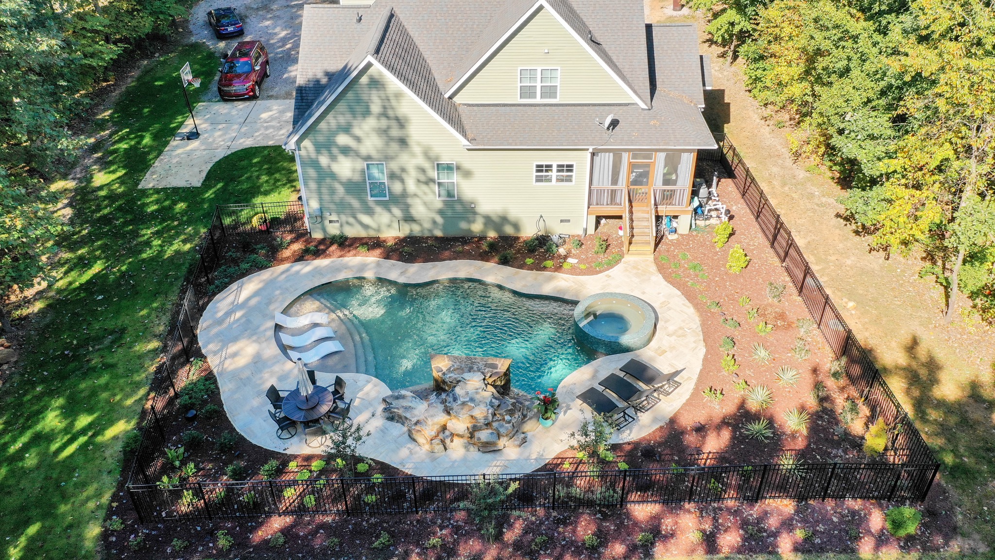 Make your backyard the perfect... - Extreme Pools Renovation | Facebook