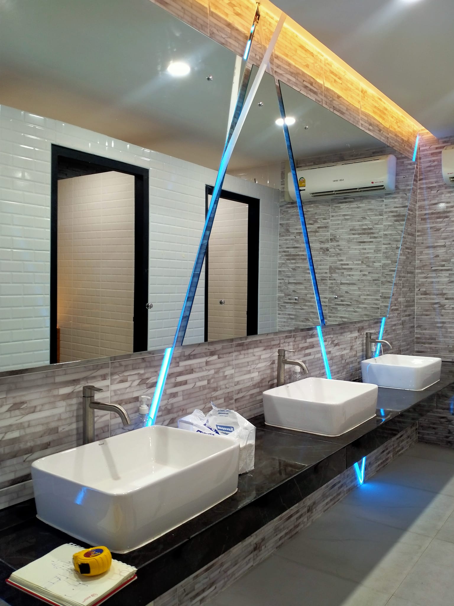 KIRIN design - อัพเดทหน้างาน งานออกแบบห้องน้ำ ร้านบาร์กูร์... | Facebook