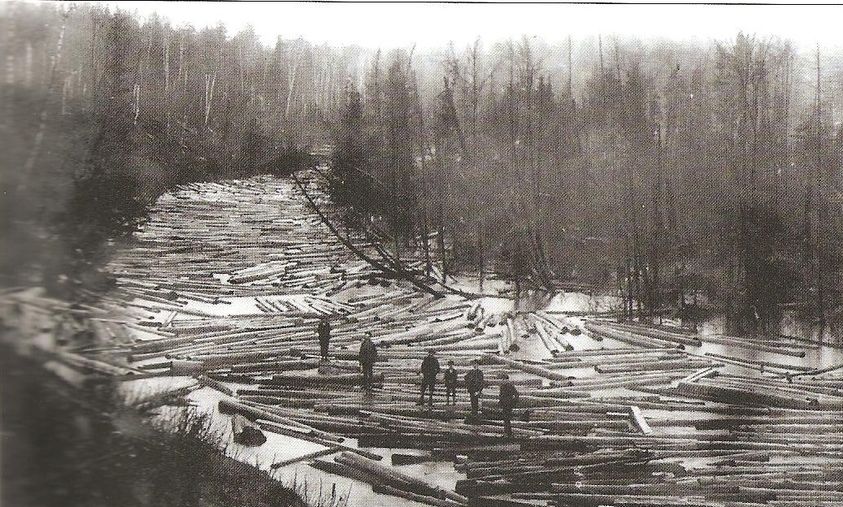 19th-century log drive on the... - Exploration Of History