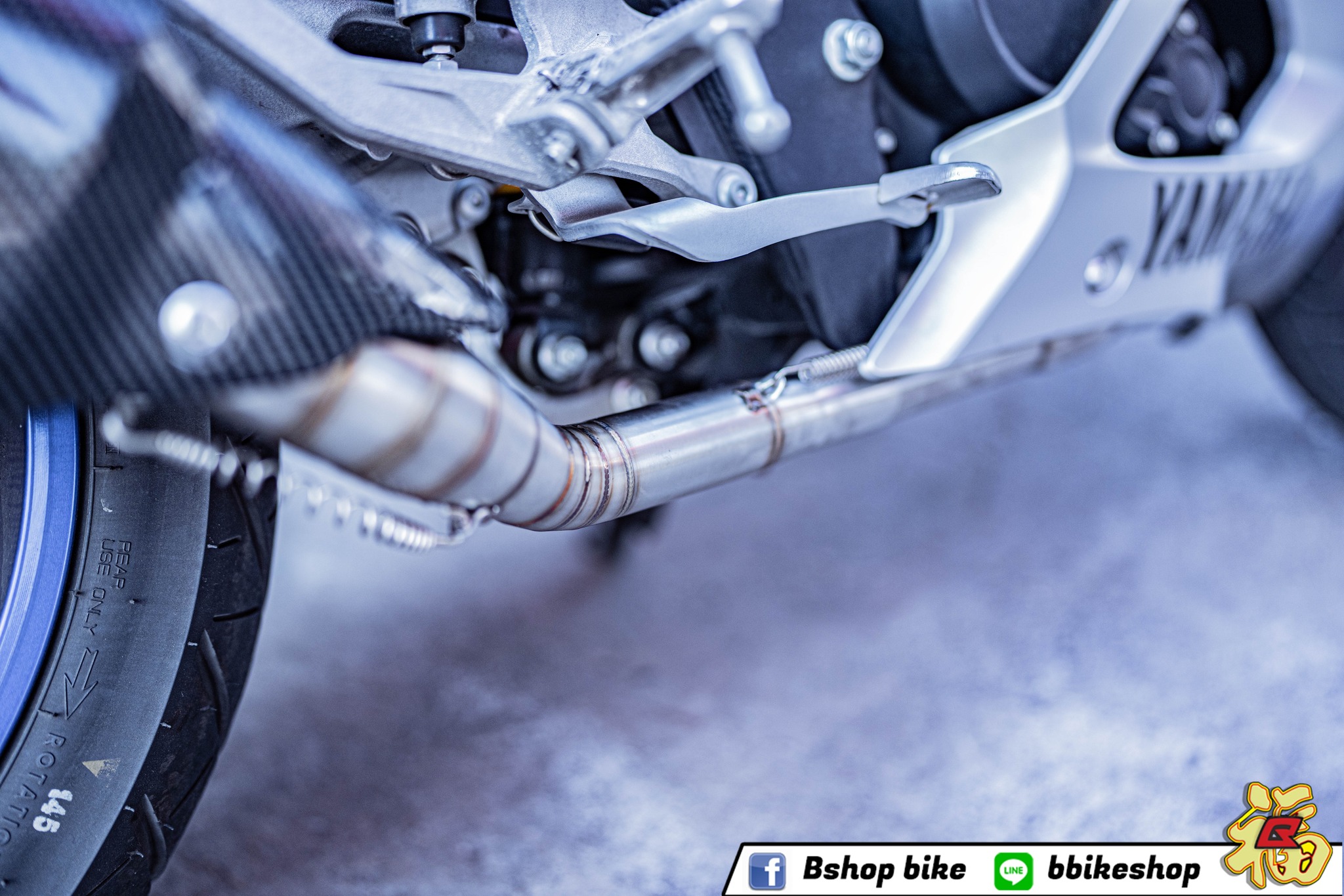 #R15M พร้อมลั่น จัดชุด ท่อ Akrapovic ปลายดาบ 👍 ปลายท่อทรงดาบบ 🔥 หวาน ...