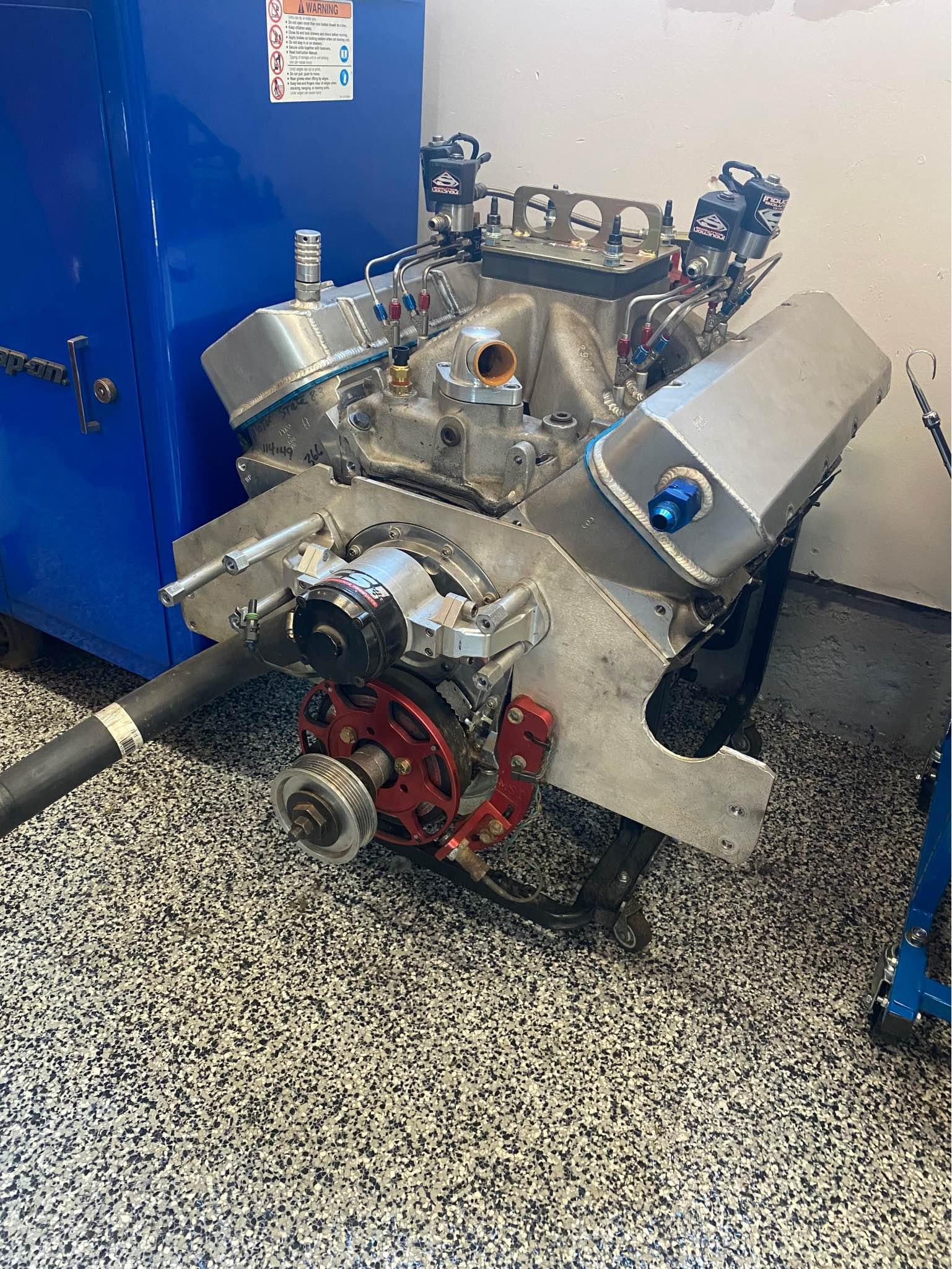 555 BIG BLOCK CHEV Nitrous - Car Engines & Engine Parts - Ottawa ...