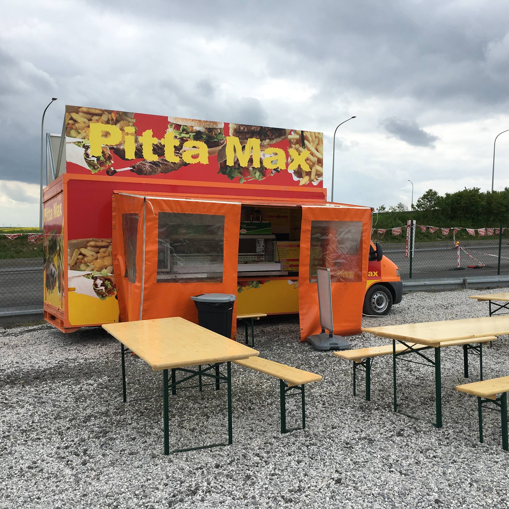 Pitta Max Fraire Fast Food Restaurant Fraire Namur