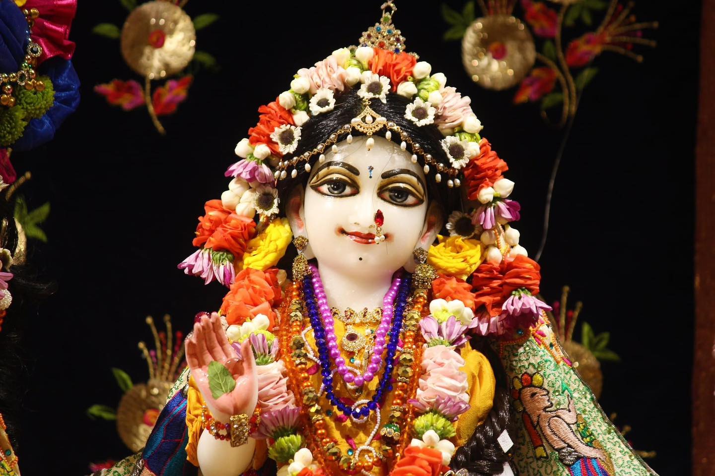 Sri Sri Radha Radhika Raman... - Krishna - The Joy Of Living