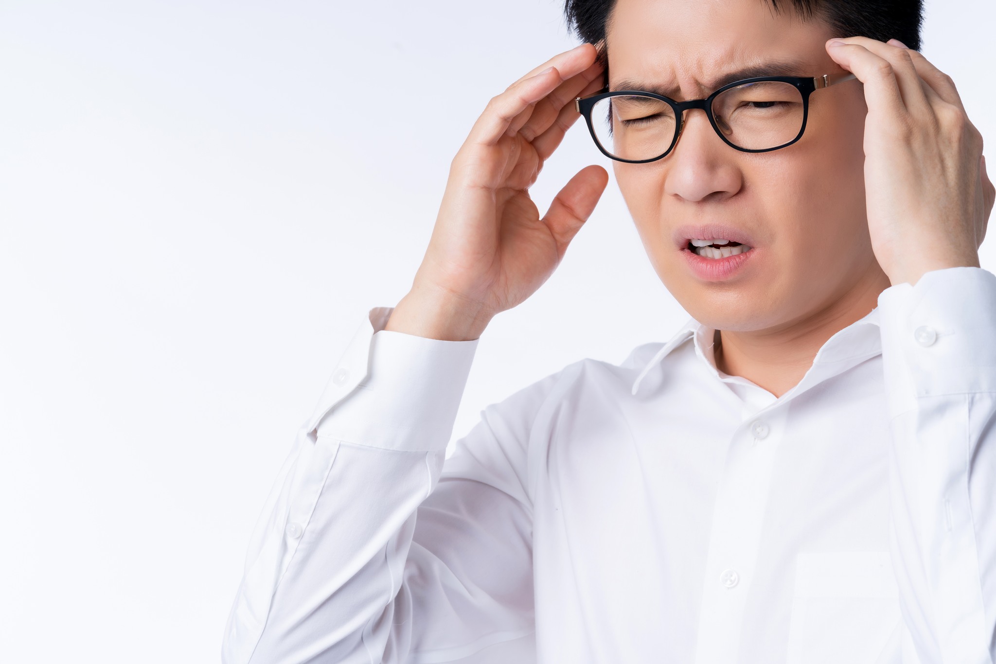【捽眼會致錐形角膜】過度捽眼會使... - OA眼科 The Hong Kong Ophthalmic Associates
