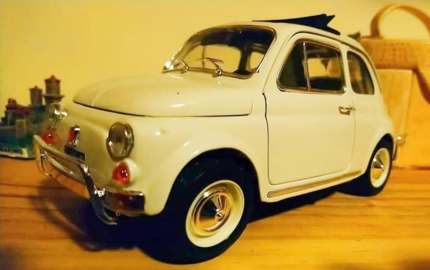 Fiat 500, 1/16 Bburago.