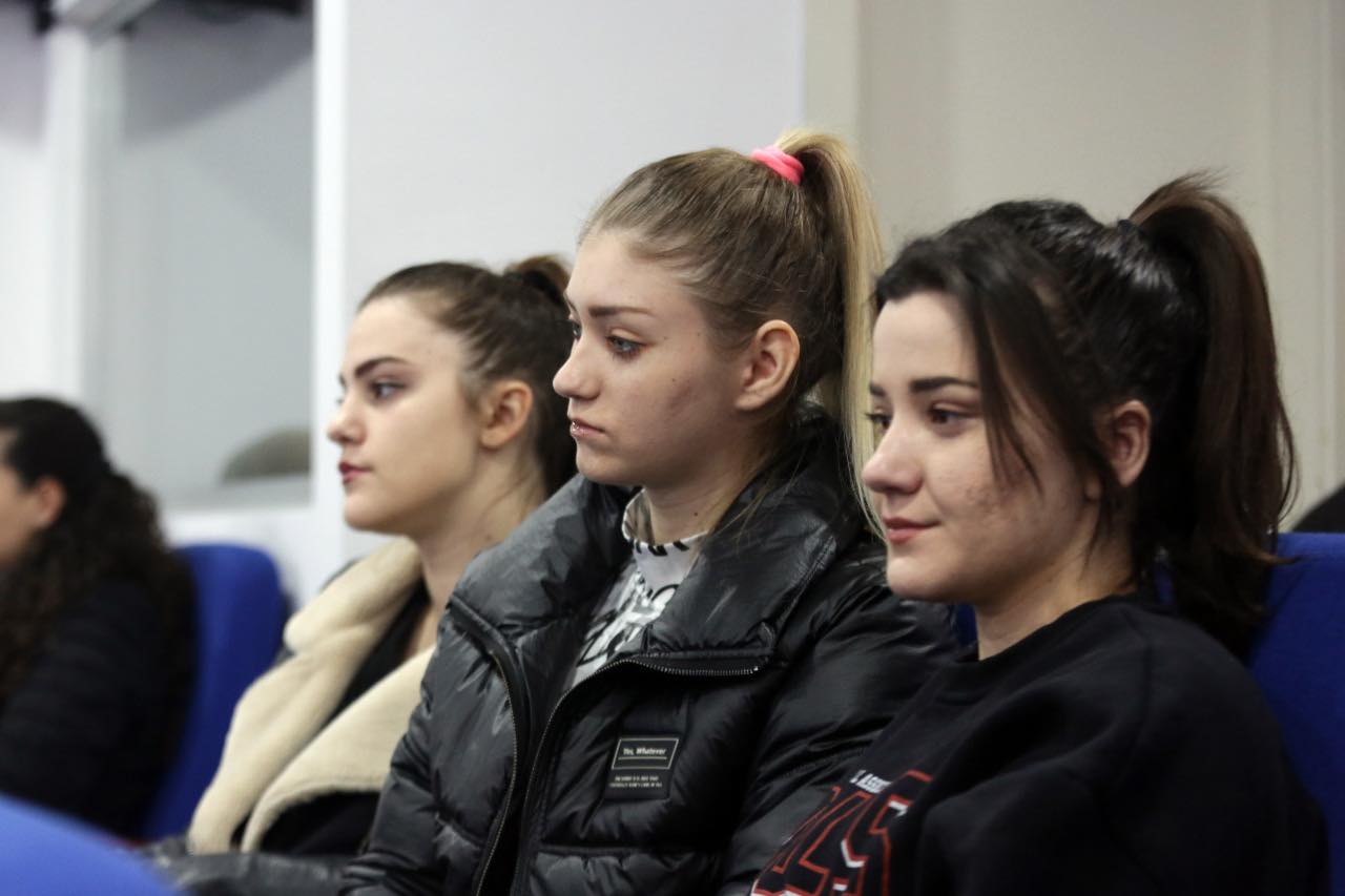 Universiteti Europian i Tiranës - 📌Dr. Skënder Brataj në Forumet UET 🗣 ...