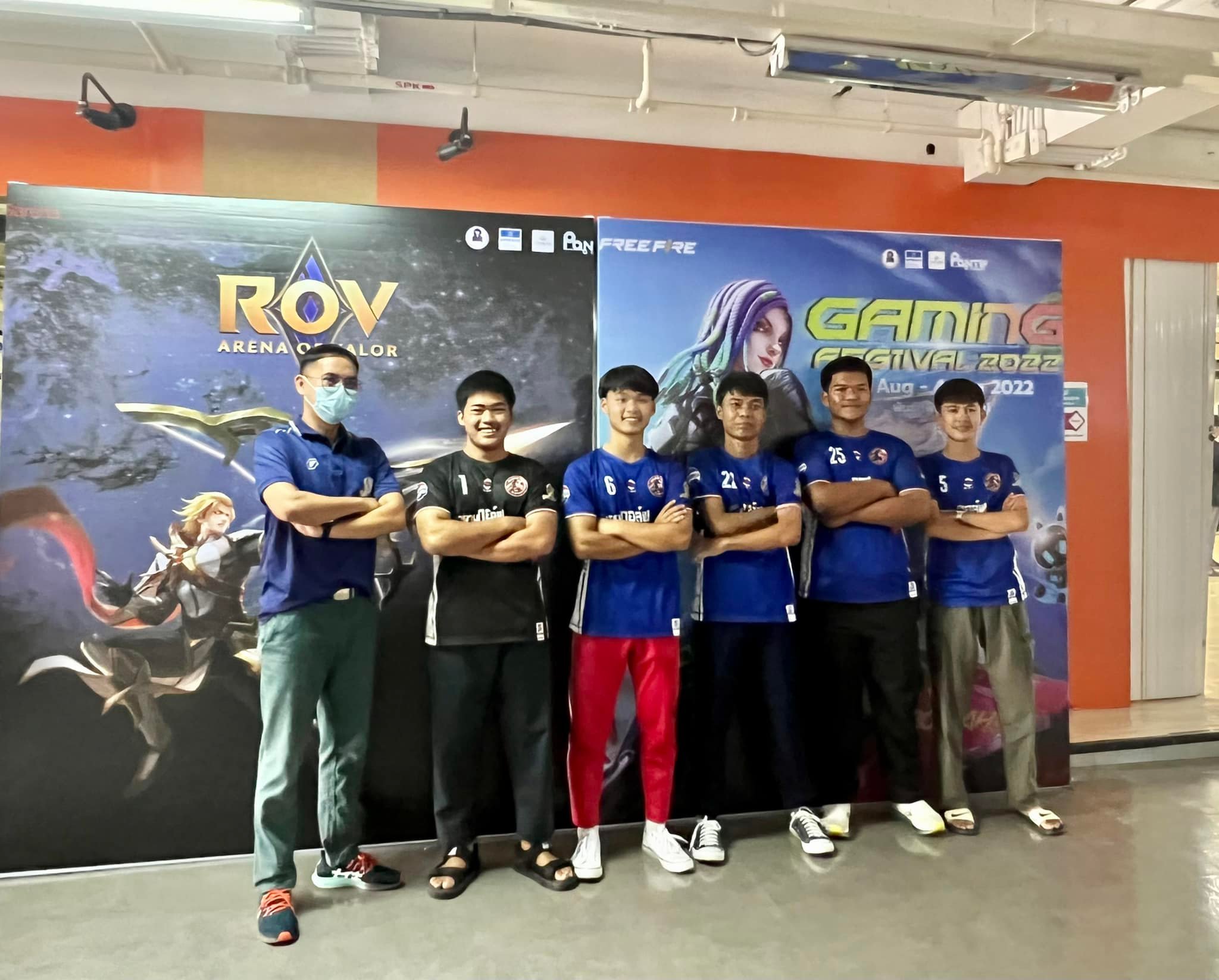 เริ่มแล้วว🔥 วันนี้กับการแข่งขัน Rov กับงาน Gaming Festival 2022 รอชมรอ ...
