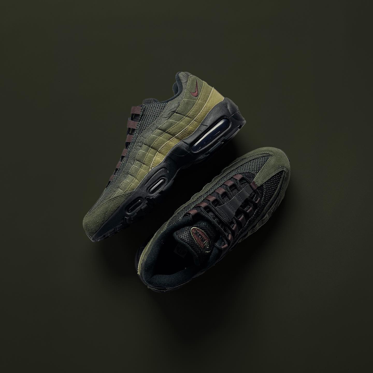Nike Air Max 95 Essential Triple Black for sale