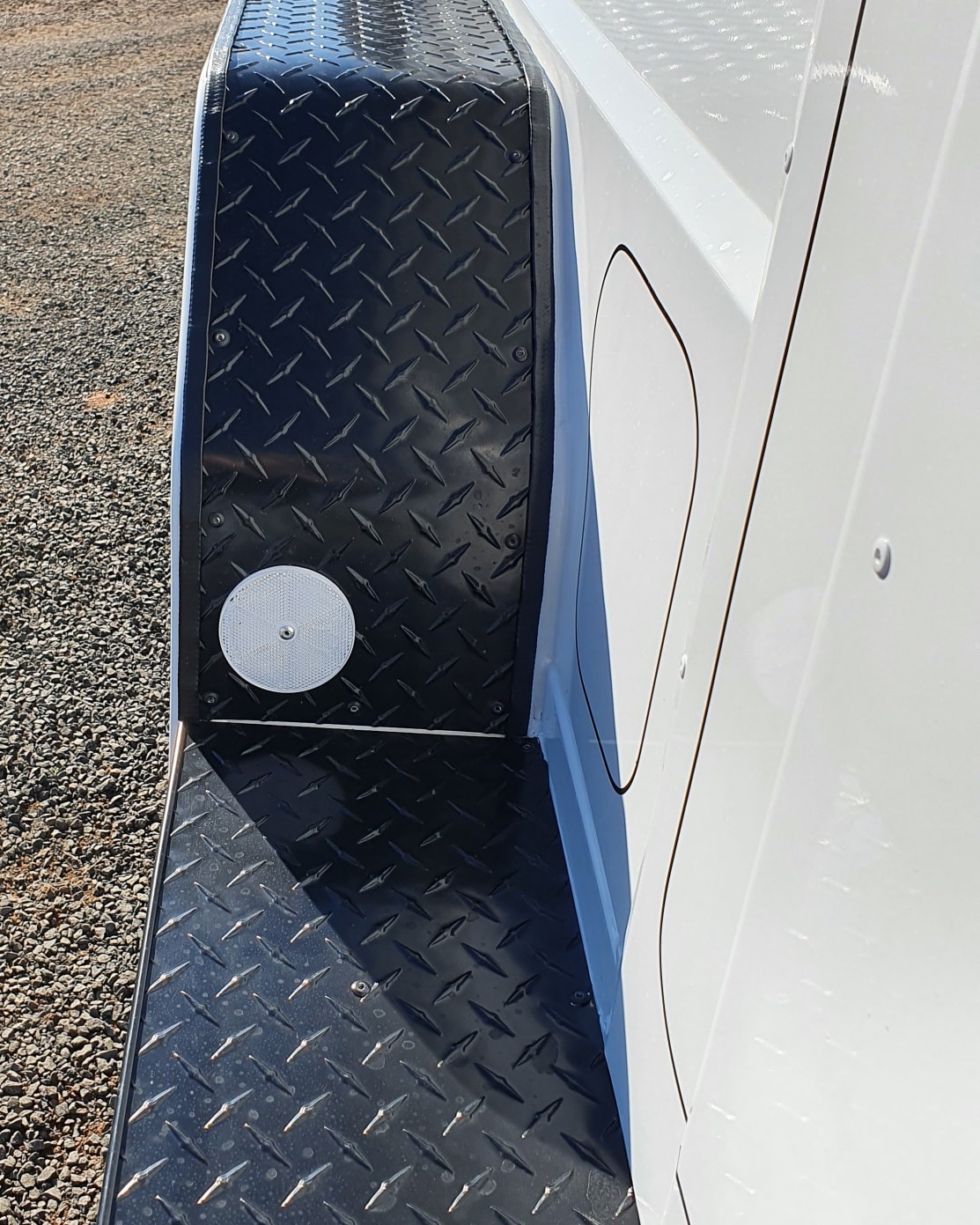 SIDE STEPS Now standard on... - Outback Floats and Trailers | Facebook
