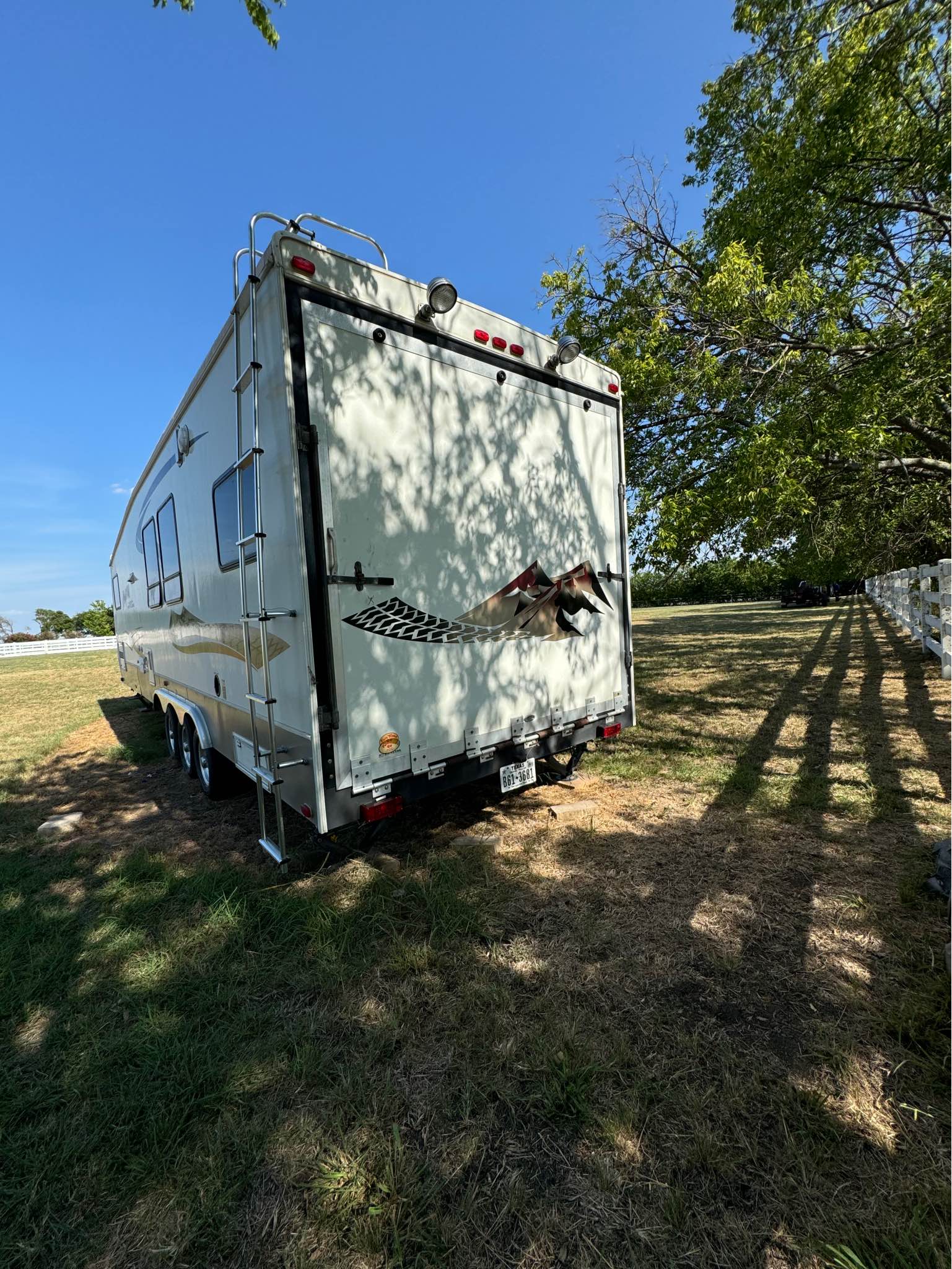 2006 Keystone raptor toy hauler
