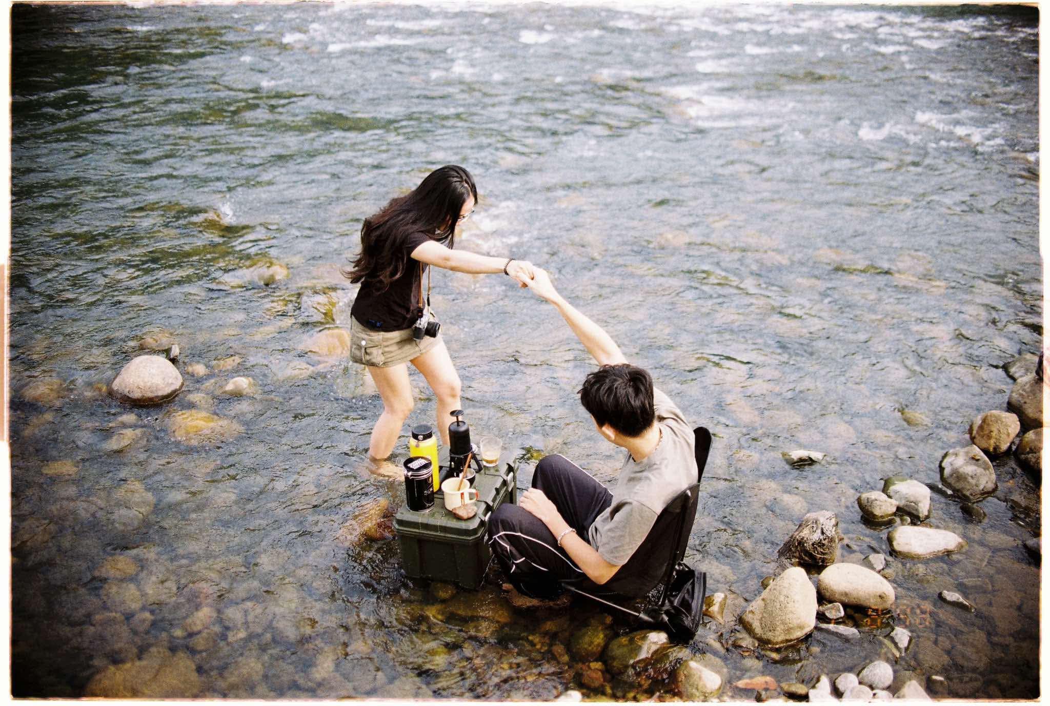 Rong chơi Việt Nam