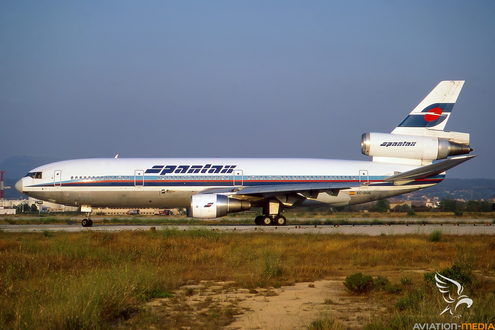 With the introduction of the new livery in the 1980s, SPANTAX also