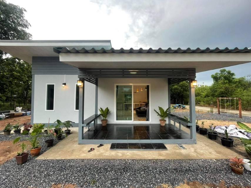 บ้านงบน้อย - แบบบ้านทรงโมเดิร์นทันสมัย ขนาด 3 ห้องนอน 2... | Facebook
