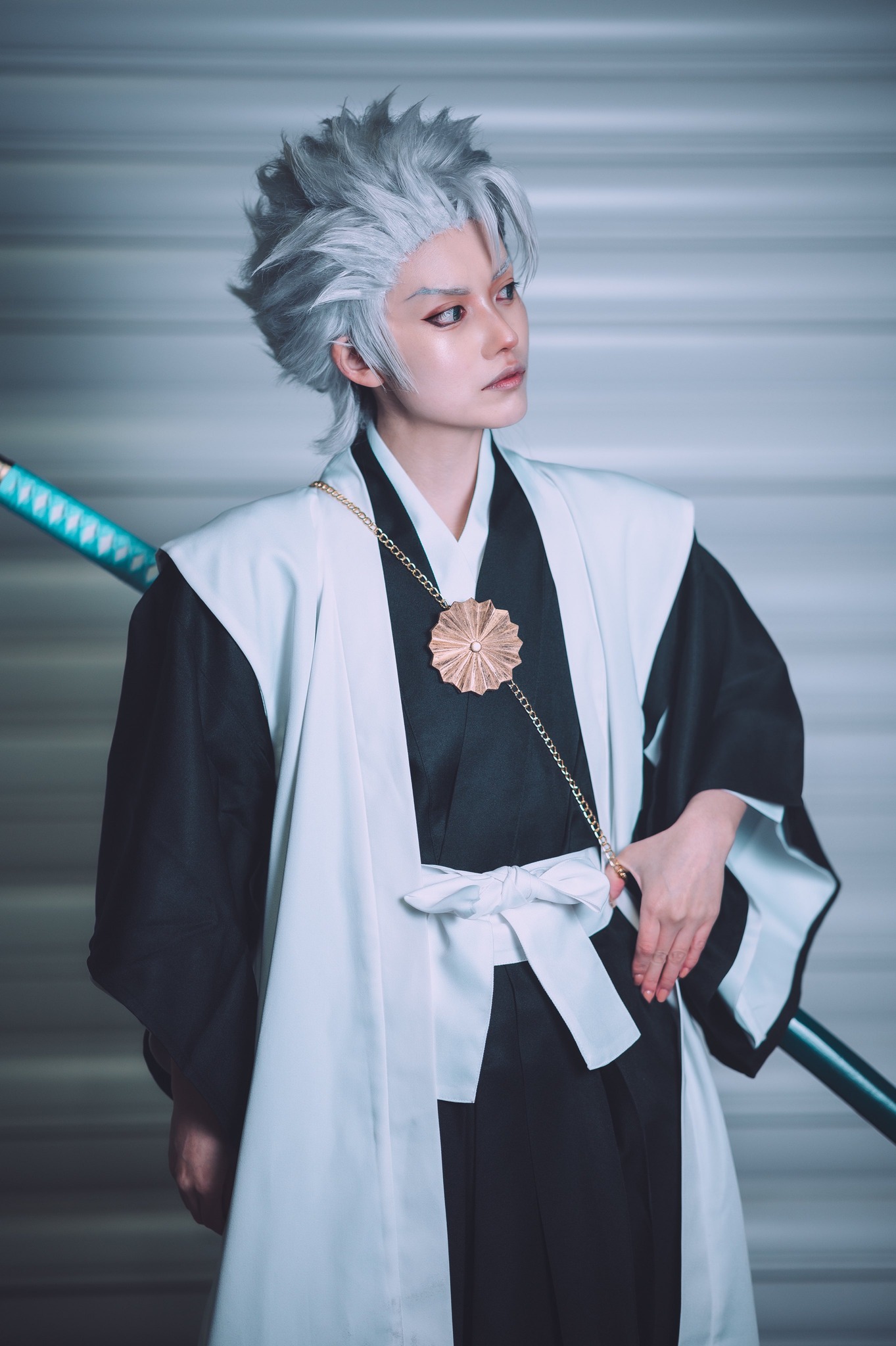 🥶 Toshiro Hitsugaya cosplay 🥶... - Bleach Animated World